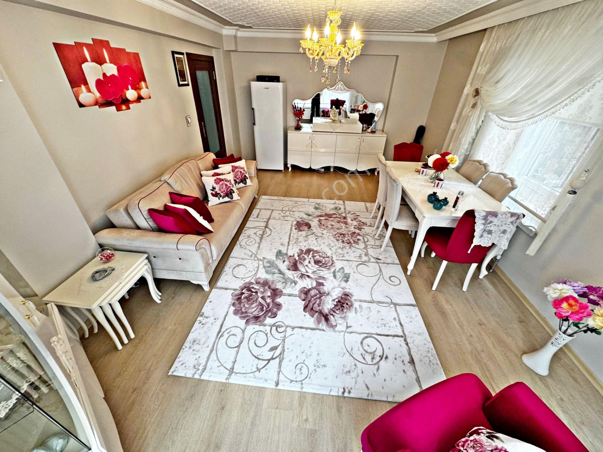 Veranka'dan Yayla Mahallesinde 3 Balkonlu Kat Konumunda Satılık 3+1 Daire - Görsel 5