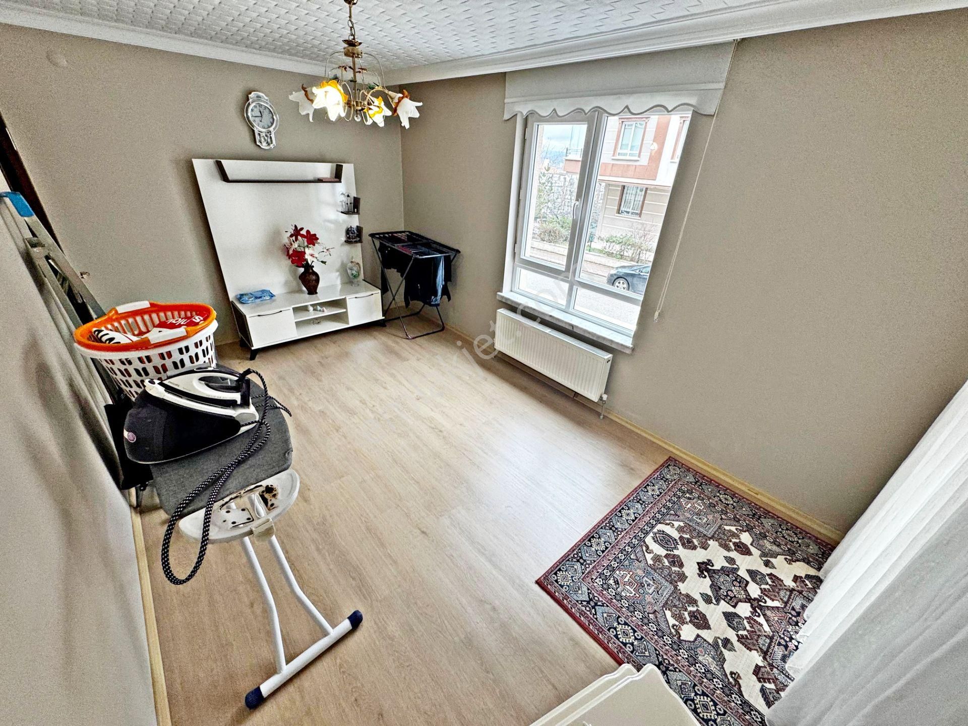 Veranka'dan Yayla Mahallesinde 3 Balkonlu Kat Konumunda Satılık 3+1 Daire - Görsel 23