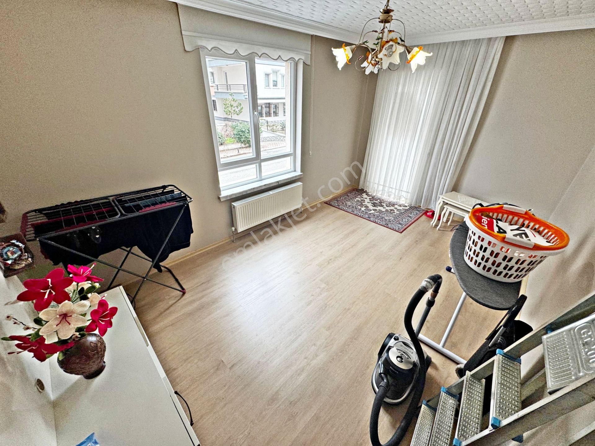 Veranka'dan Yayla Mahallesinde 3 Balkonlu Kat Konumunda Satılık 3+1 Daire - Görsel 22