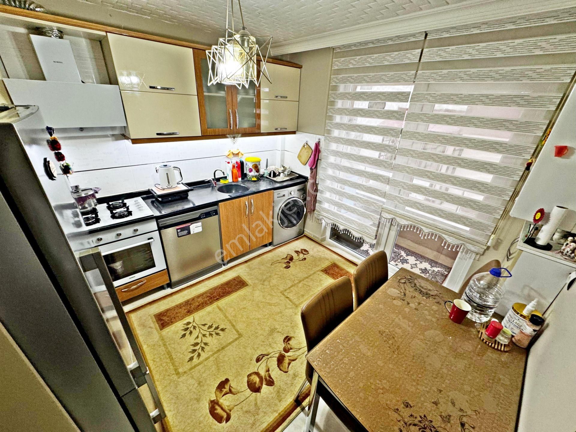 Veranka'dan Yayla Mahallesinde 3 Balkonlu Kat Konumunda Satılık 3+1 Daire - Görsel 7