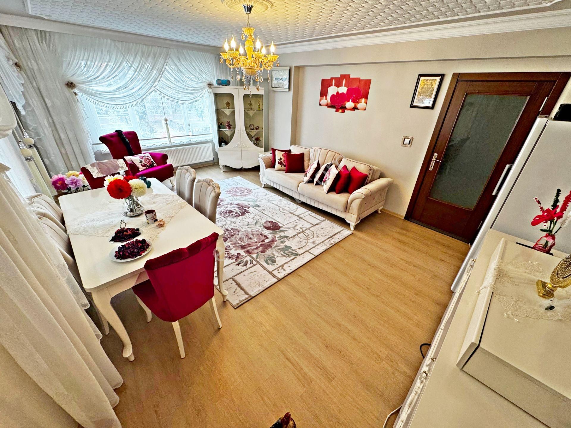 Veranka'dan Yayla Mahallesinde 3 Balkonlu Kat Konumunda Satılık 3+1 Daire - Görsel 6