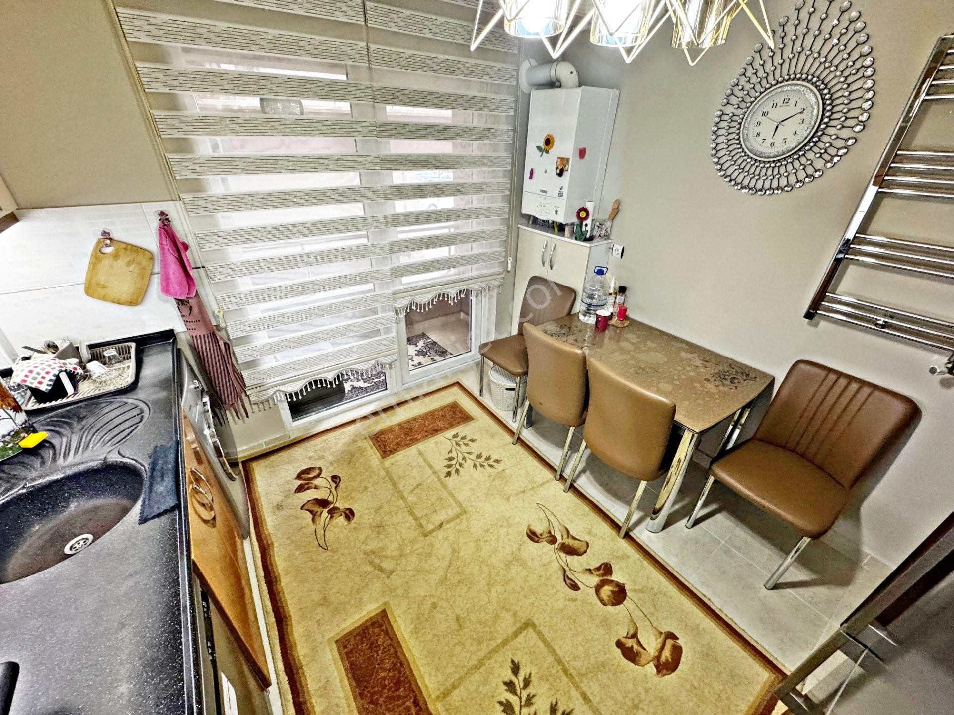 Veranka'dan Yayla Mahallesinde 3 Balkonlu Kat Konumunda Satılık 3+1 Daire - Görsel 11