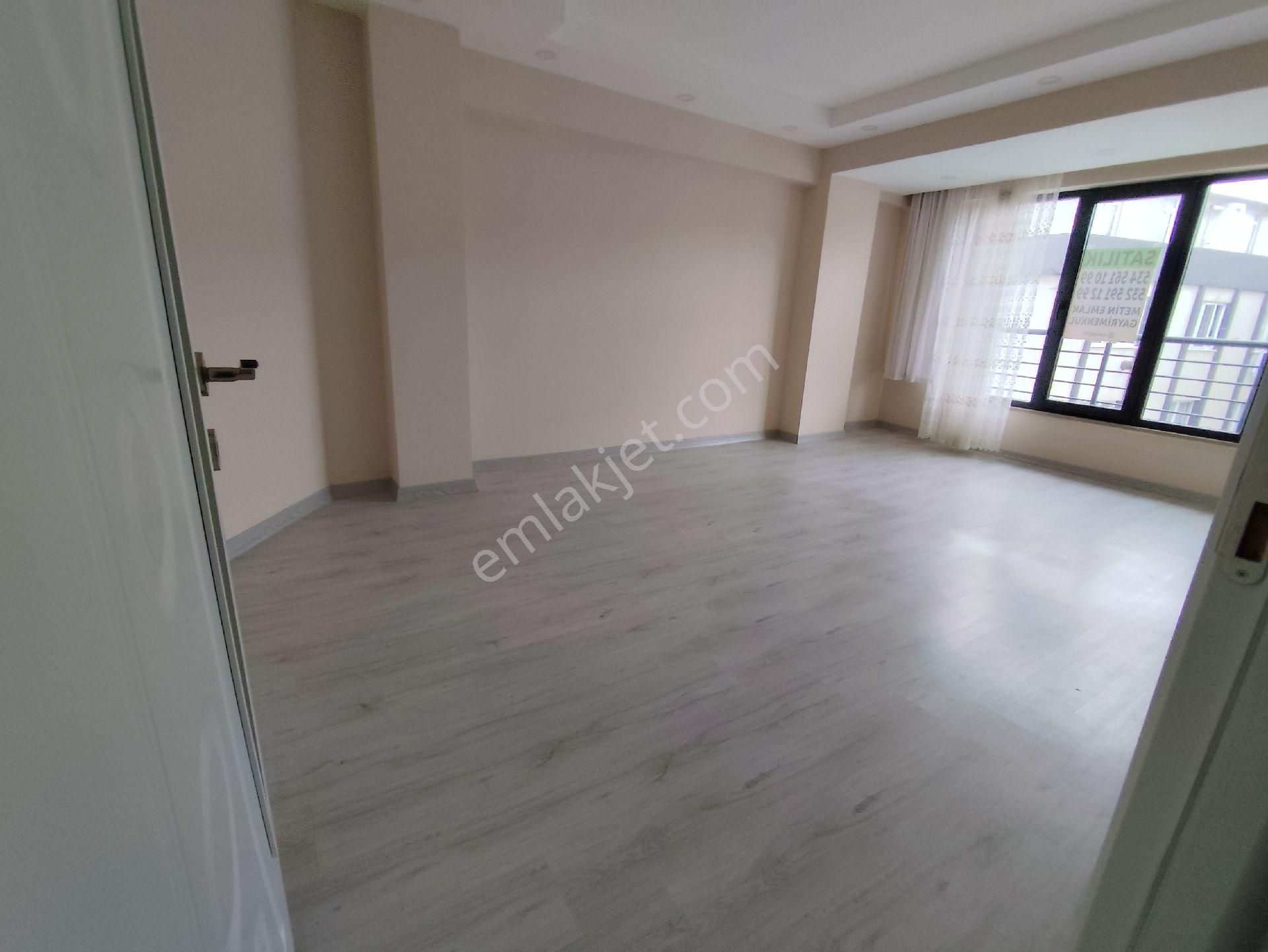 Zeytinburnu Beştelsiz Mah Satılık 2+1 Çift Cephe Satılık Daire