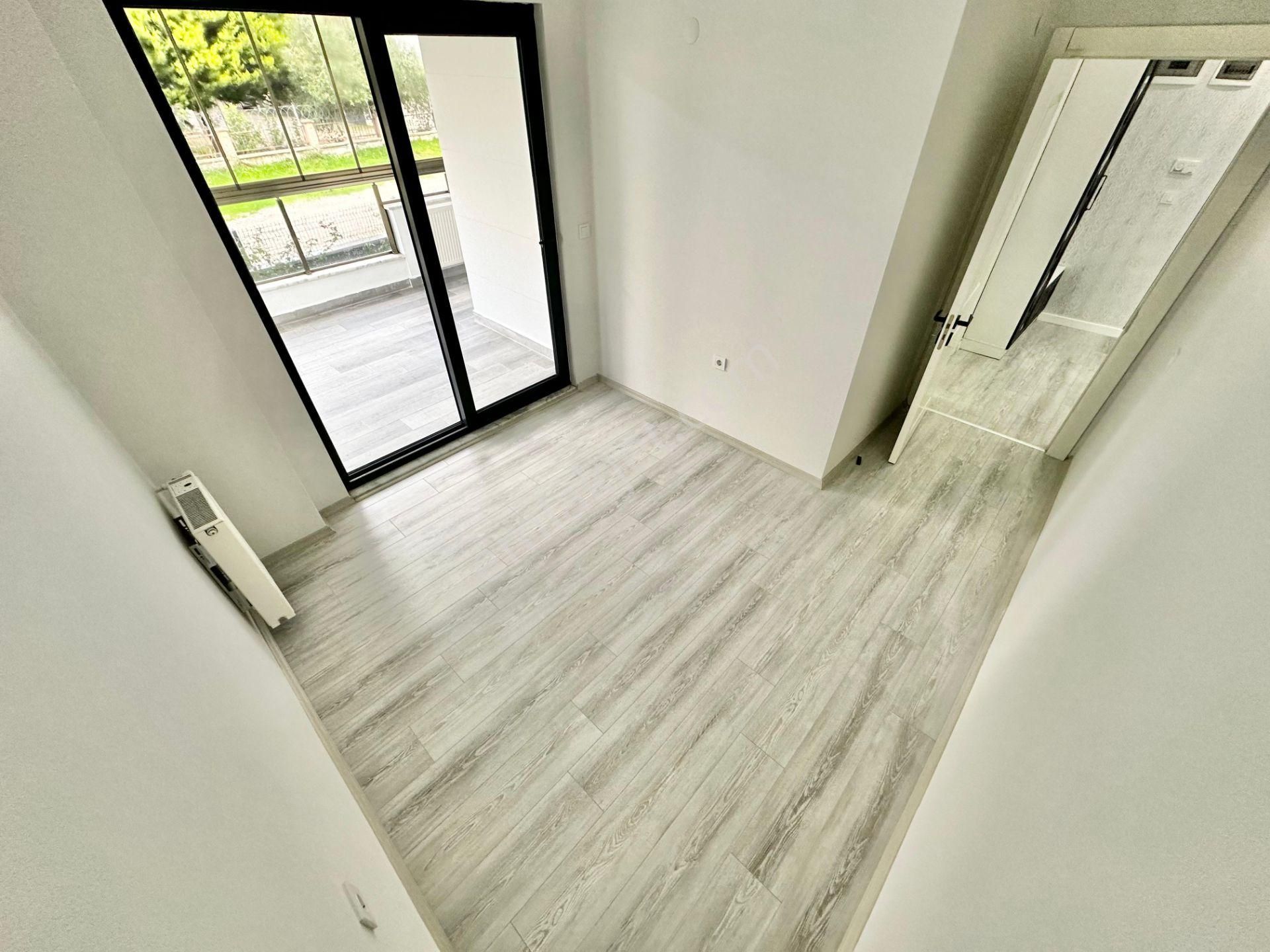 ꧁ay Emlaktan꧂akçay'da Devasaa Balkonlu Ön Cephe Kapalı Otoparklı Müstakil Tadında Satılık 2+1 Daire - Görsel 21