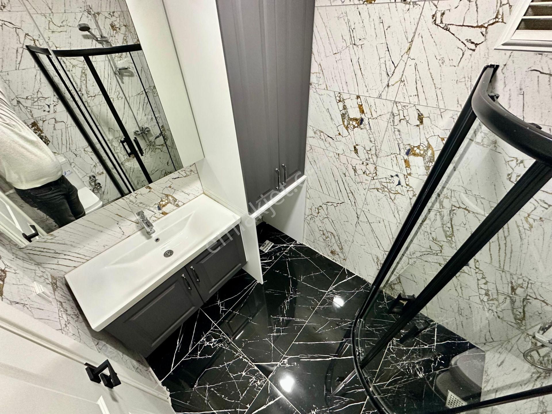 ꧁ay Emlaktan꧂akçay'da Devasaa Balkonlu Ön Cephe Kapalı Otoparklı Müstakil Tadında Satılık 2+1 Daire - Görsel 25