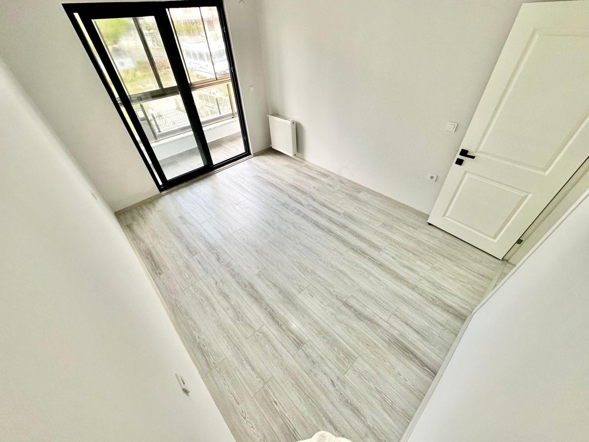 ꧁ay Emlaktan꧂akçay'da Devasaa Balkonlu Ön Cephe Kapalı Otoparklı Müstakil Tadında Satılık 2+1 Daire - Görsel 19