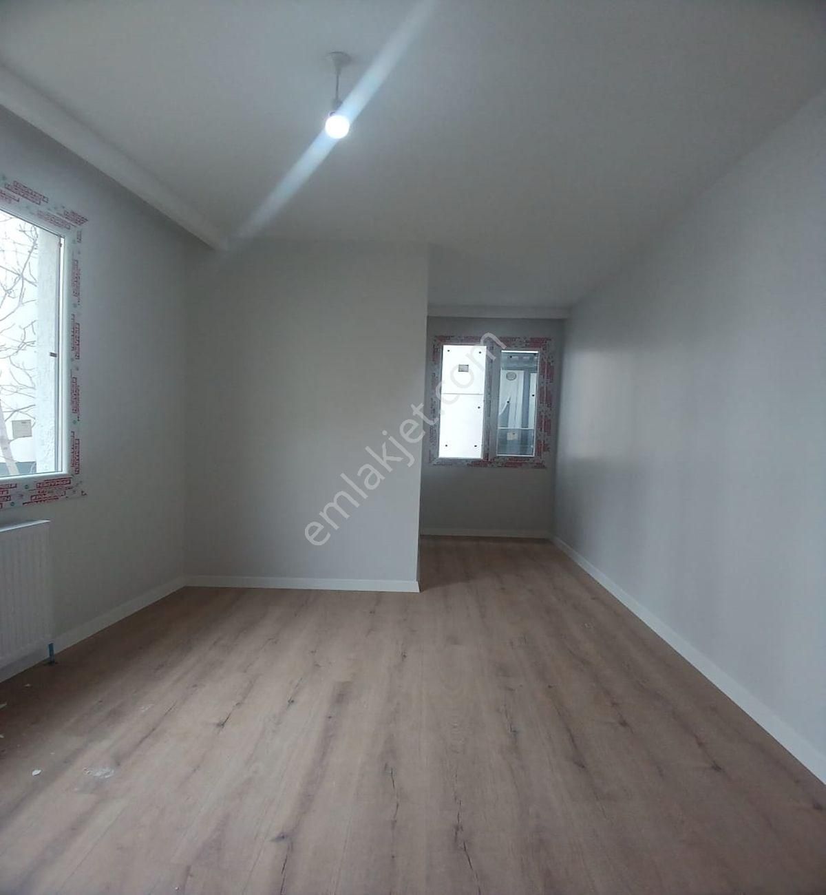 Müslüm Emlaktan 3+2 170m2 Dublex
