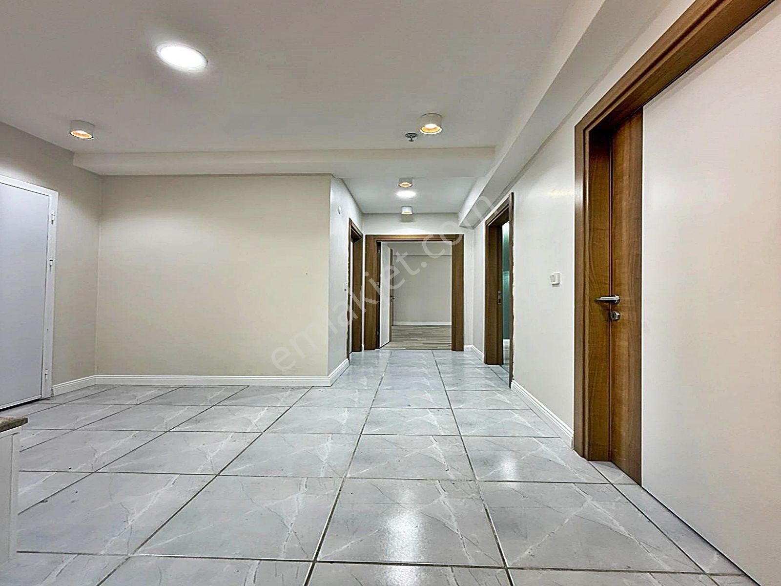 Merkezi Konumda Metrobüse Yakın Site İçinde 2+1 Lüks Daire !!! - Görsel 13