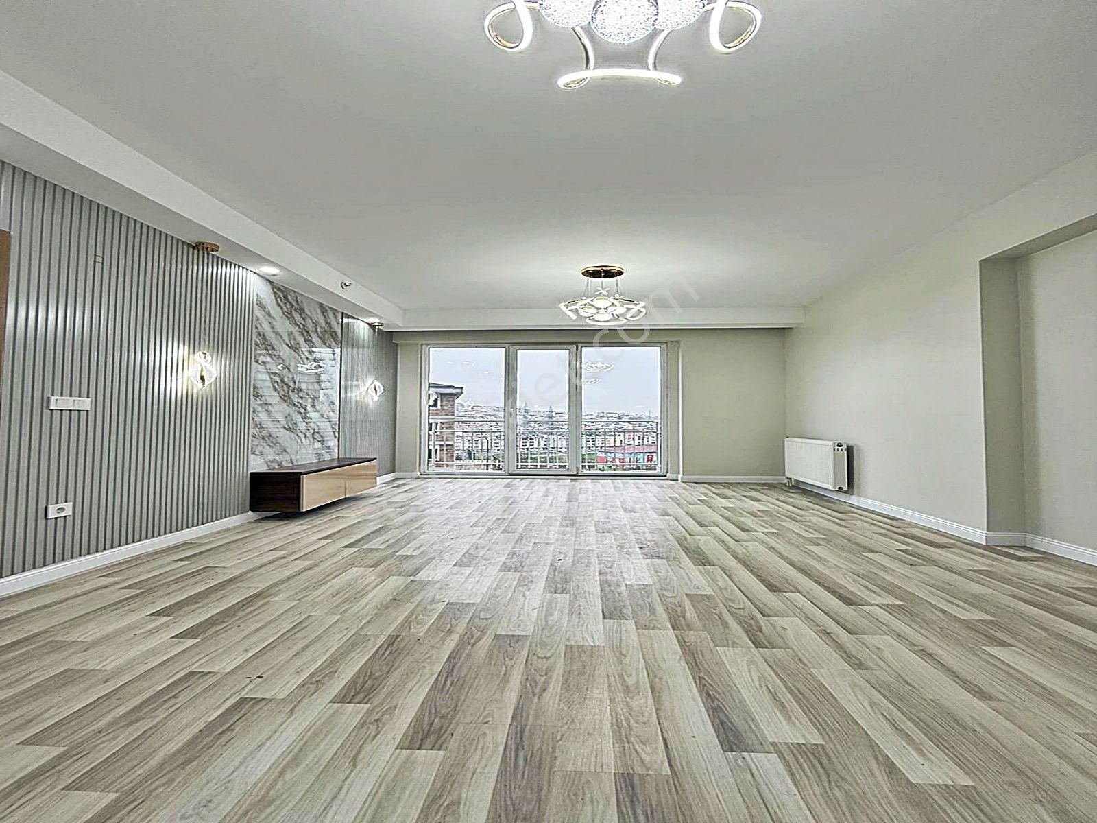 Merkezi Konumda Metrobüse Yakın Site İçinde 2+1 Lüks Daire !!! - Görsel 3