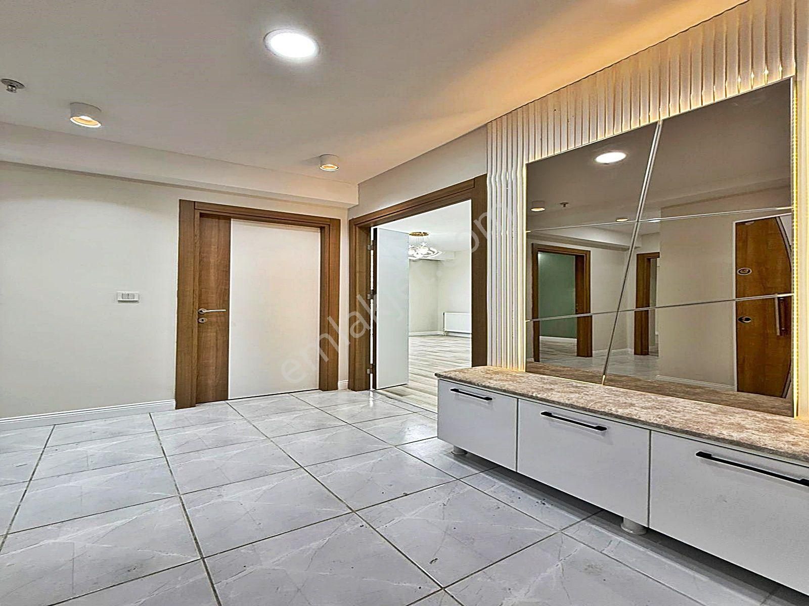 Merkezi Konumda Metrobüse Yakın Site İçinde 2+1 Lüks Daire !!! - Görsel 22