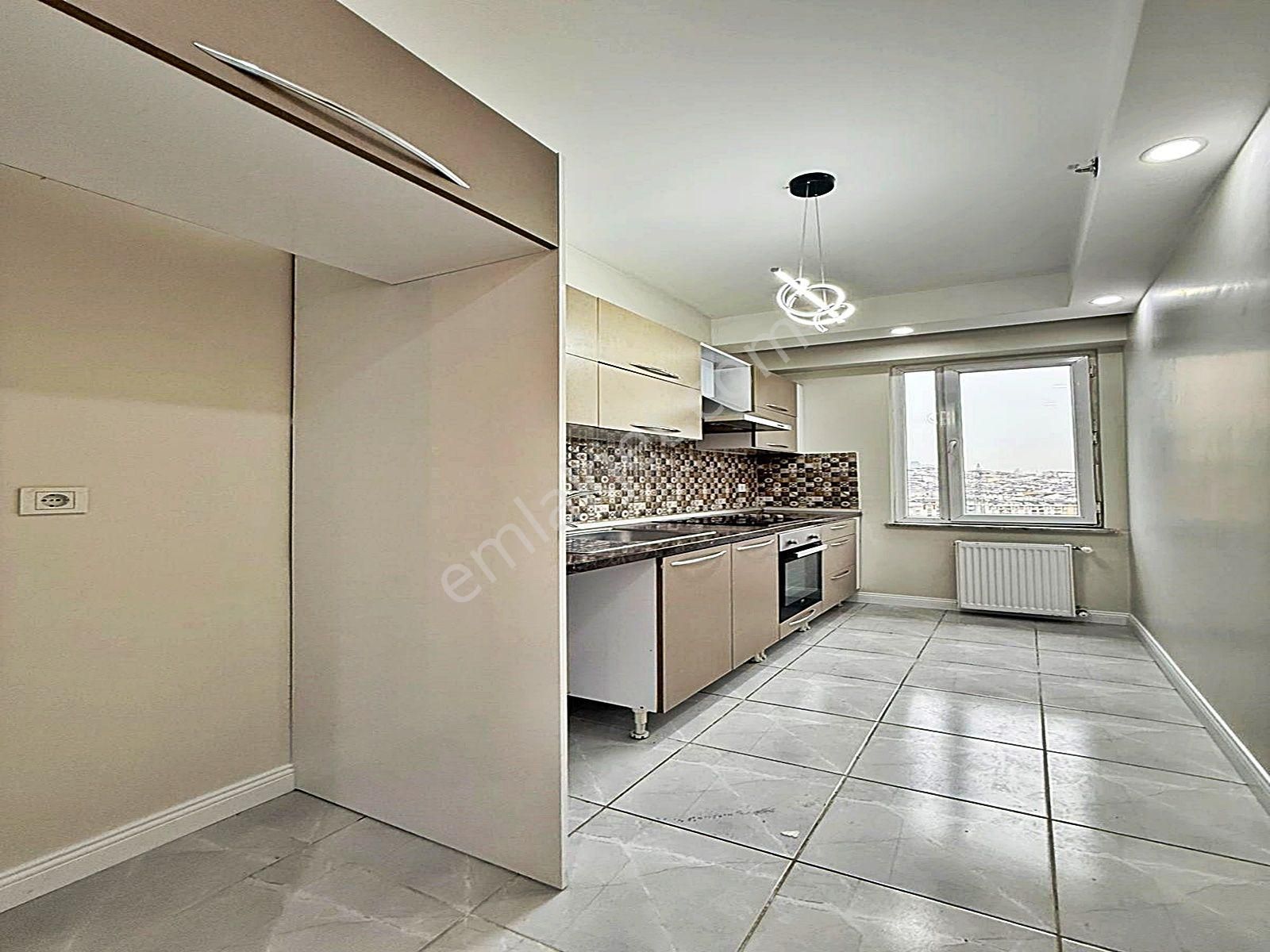 Merkezi Konumda Metrobüse Yakın Site İçinde 2+1 Lüks Daire !!! - Görsel 4