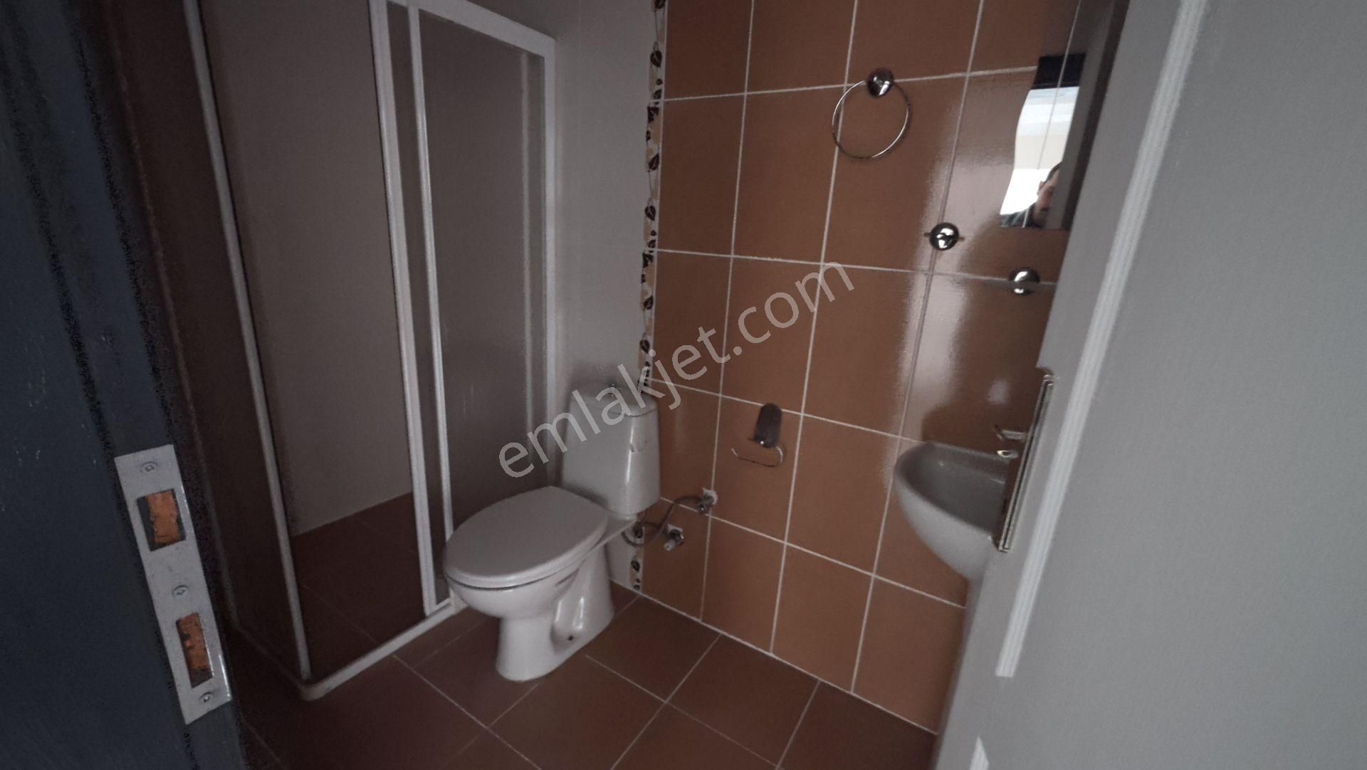 Sakarya Karasu'da Havuzlu Sitede Ayrı Mutfak 2+1 Daire - Görsel 15