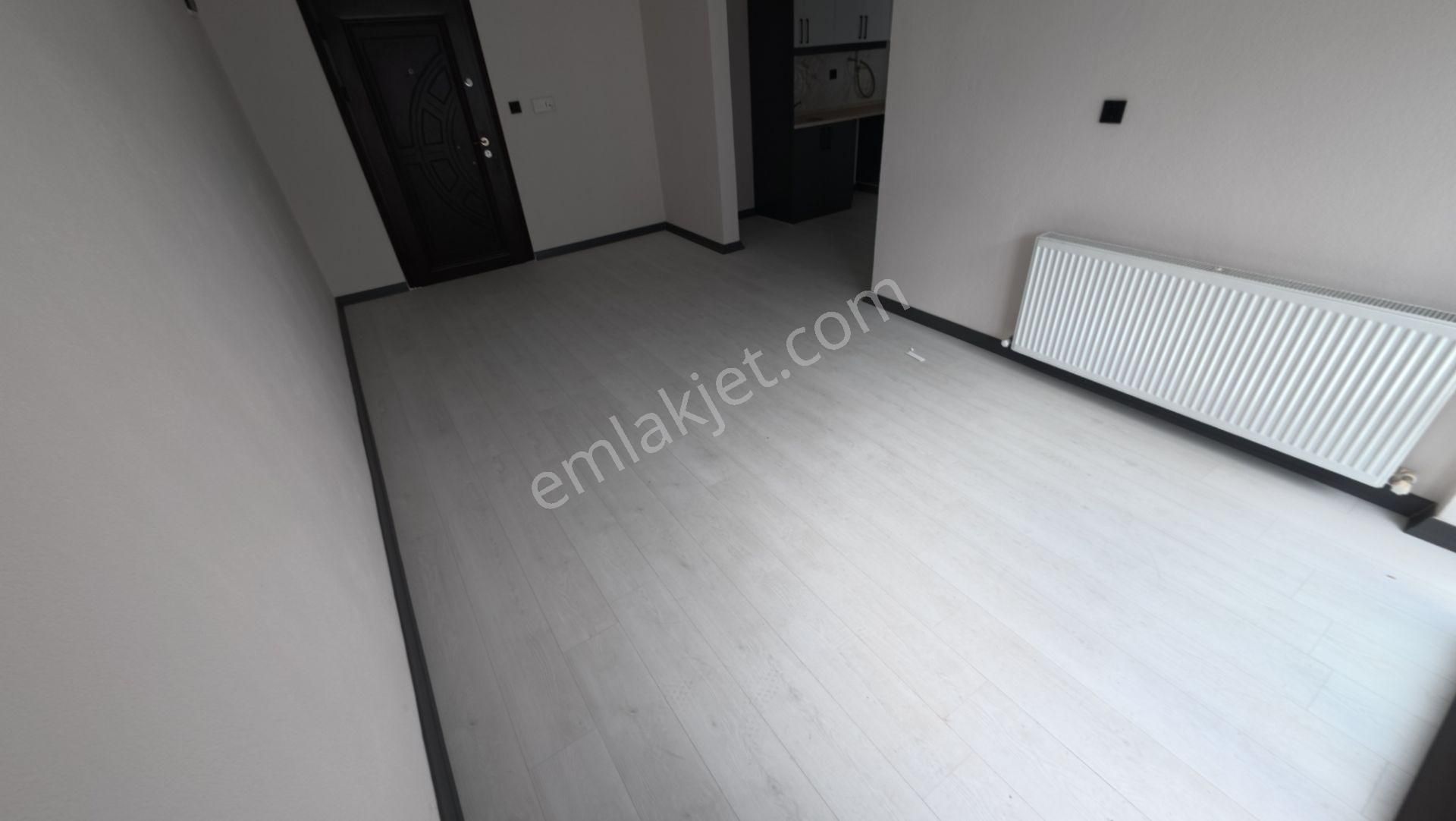 Sakarya Karasu'da Havuzlu Sitede Ayrı Mutfak 2+1 Daire - Görsel 6
