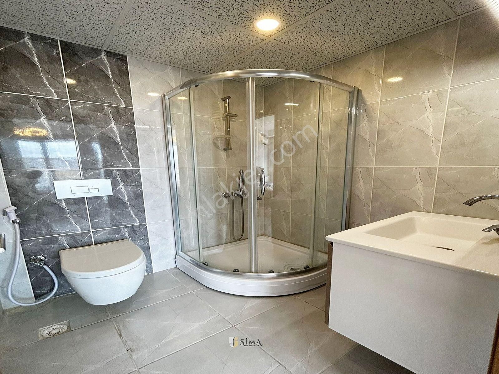Metrobüse 5dk! Full Donanımlı Site İçi Ebeveyn Banyolu 2+1 Genişm2 Arakat Daire - Görsel 12