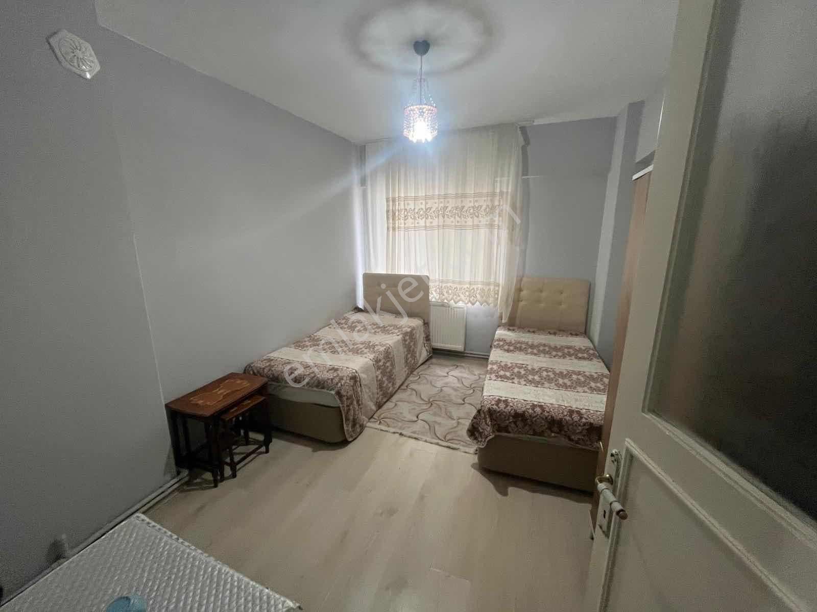 Bahçelievler'de Fatih Caddesi Üzeri Kiralık 3+1 Eşyalı Daire - Görsel 9
