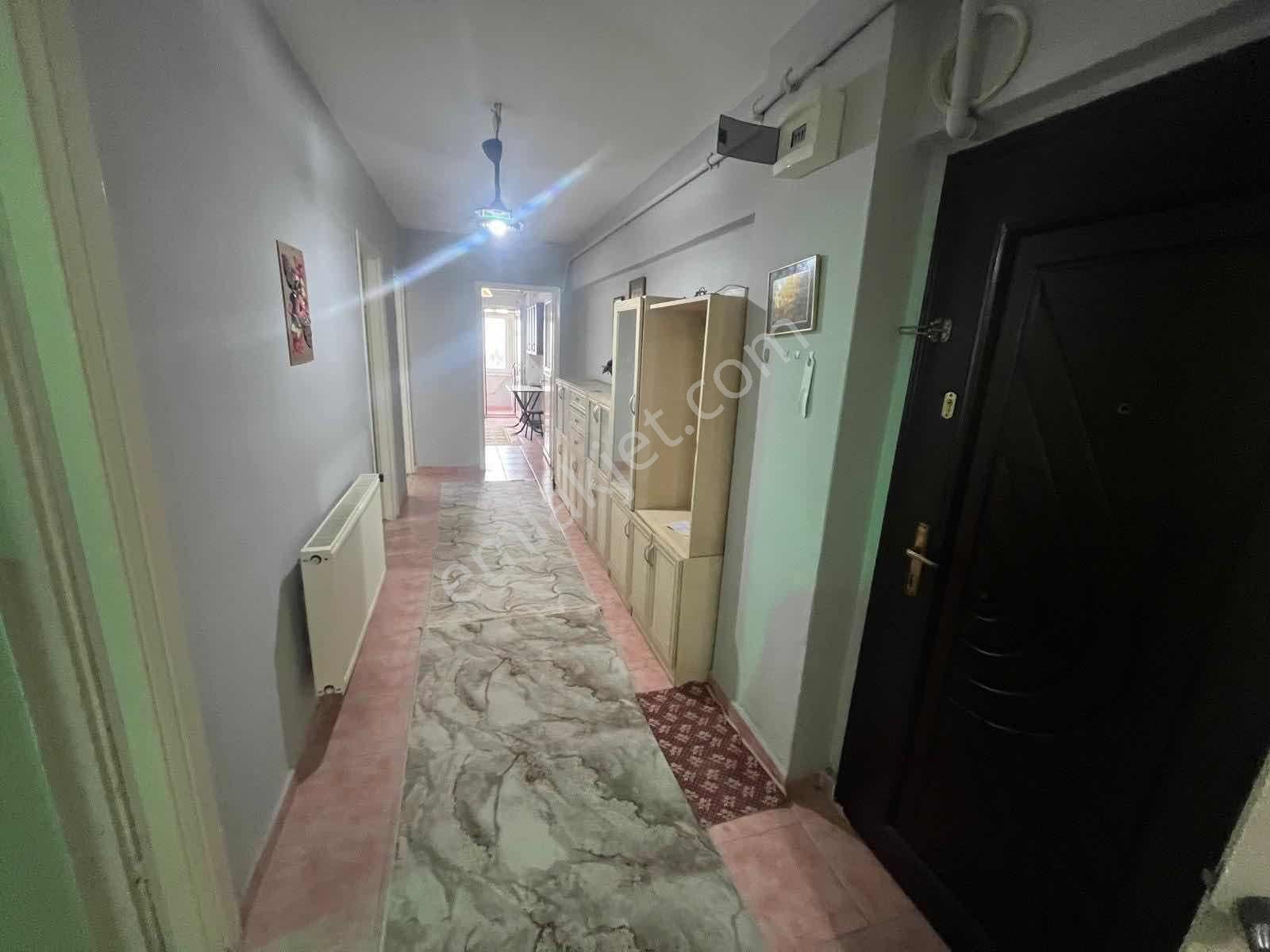 Bahçelievler'de Fatih Caddesi Üzeri Kiralık 3+1 Eşyalı Daire - Görsel 4