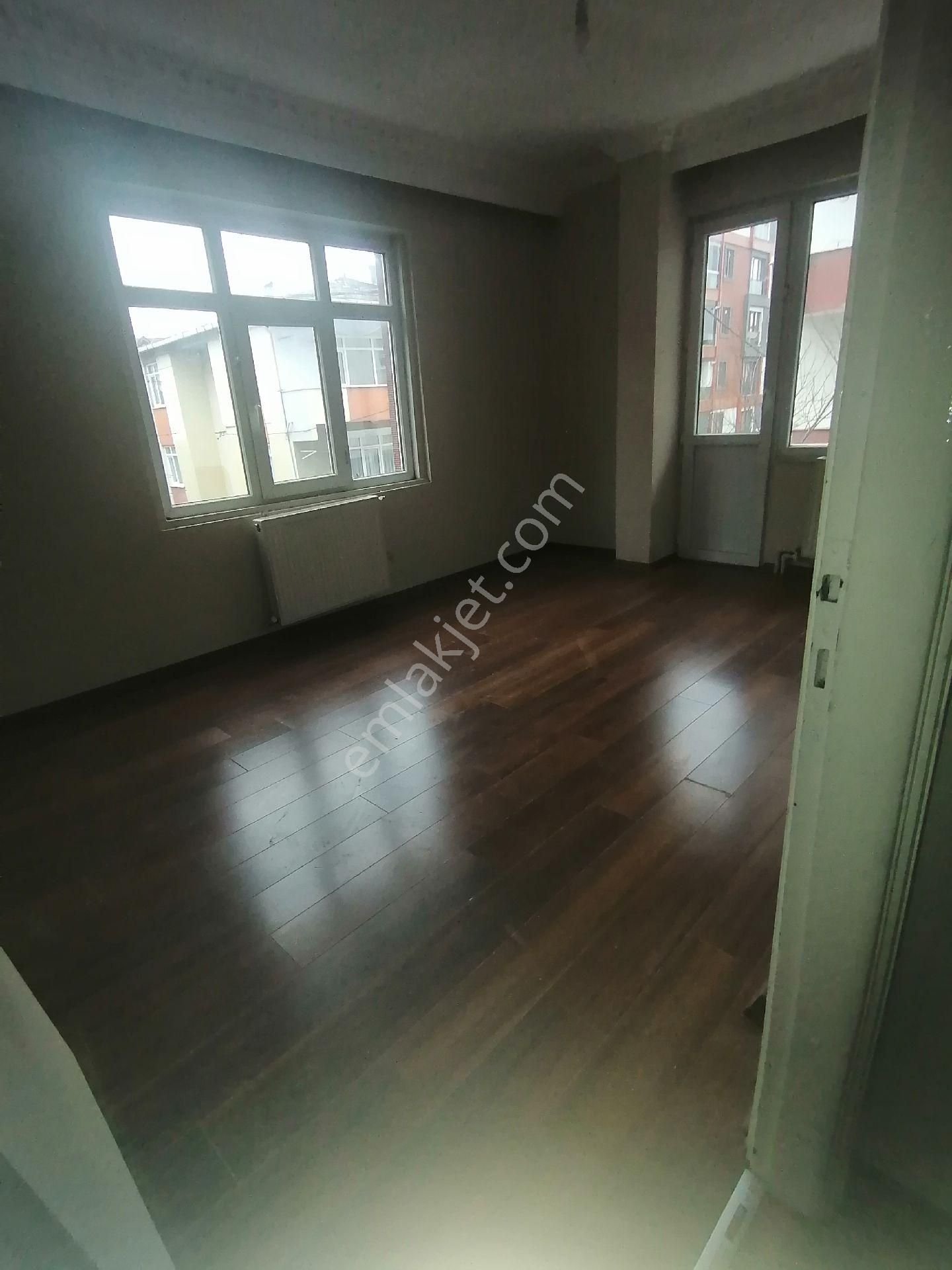 Ümraniye Necip Fazıl Mahallesi Balcı Caddesi Üzerinde 1.kat Balkon Boyalı Par - Görsel 11