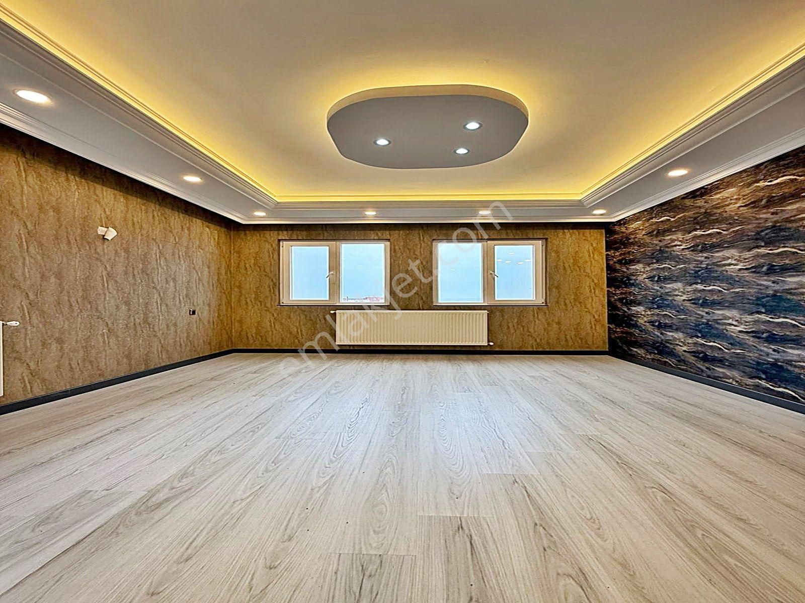 Beylikdüzünde Site İçinde Ultra Lüks Yapımlı 3+1 Satılık Daire !!! - Görsel 24