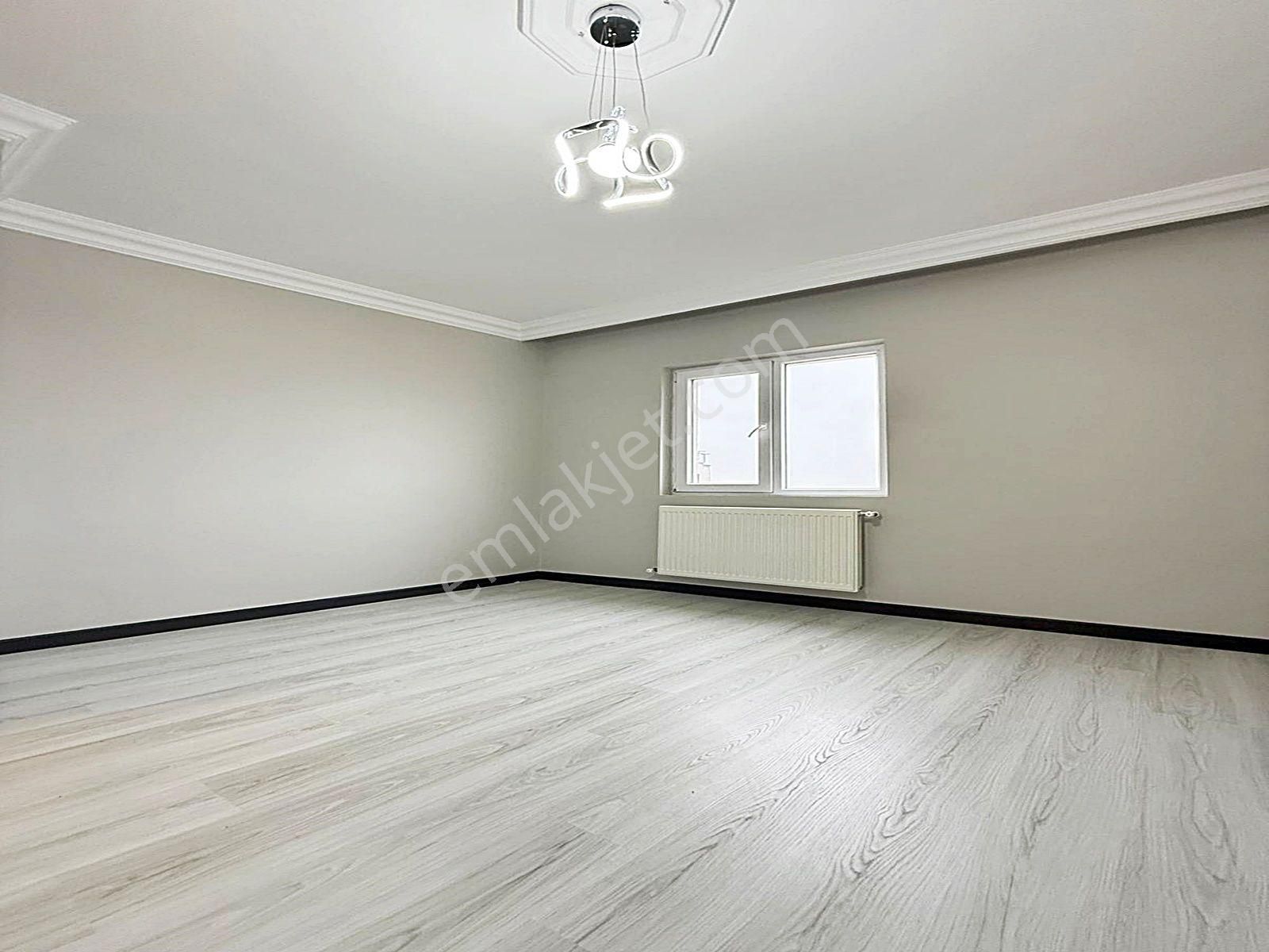 Beylikdüzünde Site İçinde Ultra Lüks Yapımlı 3+1 Satılık Daire !!! - Görsel 28