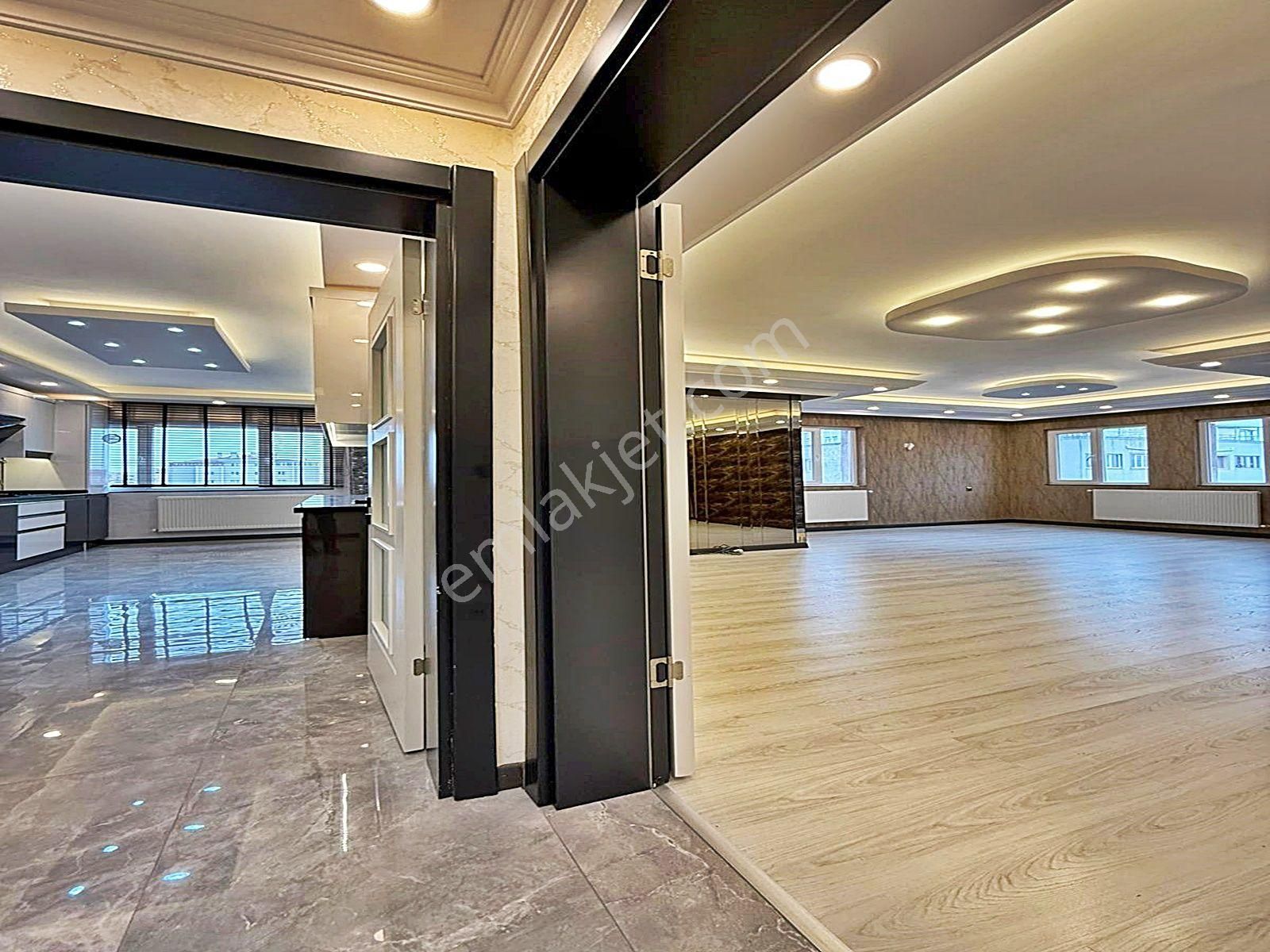 Beylikdüzünde Site İçinde Ultra Lüks Yapımlı 3+1 Satılık Daire !!! - Görsel 32