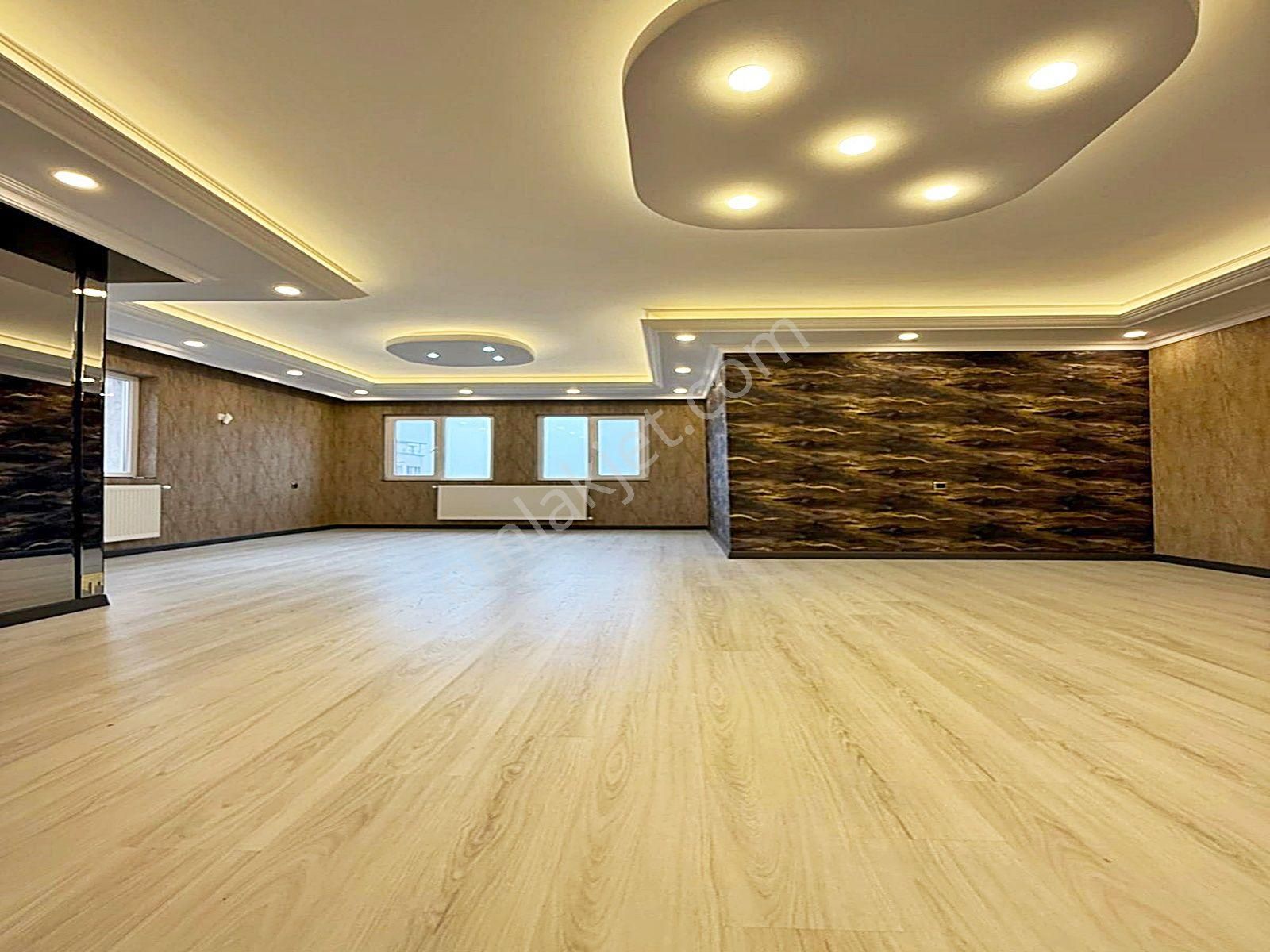 Beylikdüzünde Site İçinde Ultra Lüks Yapımlı 3+1 Satılık Daire !!! - Görsel 11