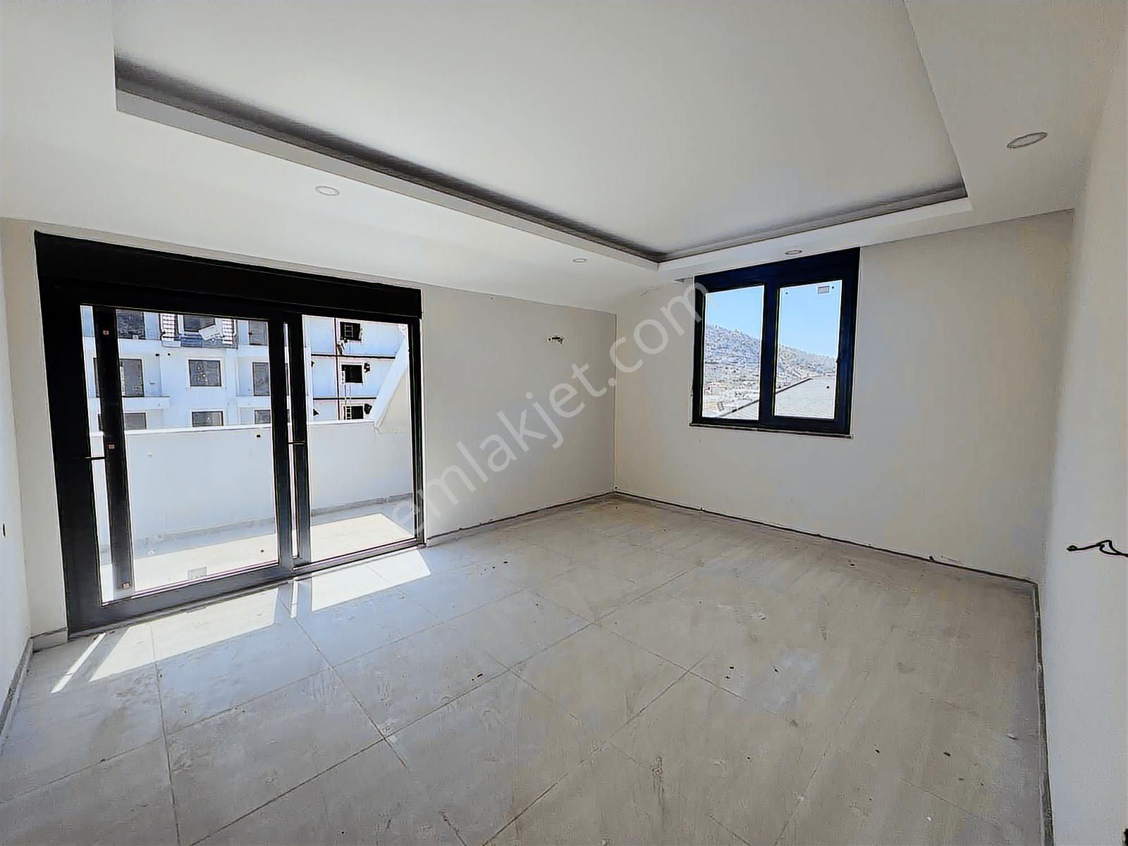 Cumhuriyet Mahallesinde Satılık Ful Aktiviteli 2+1 Dublek Daire - Görsel 2