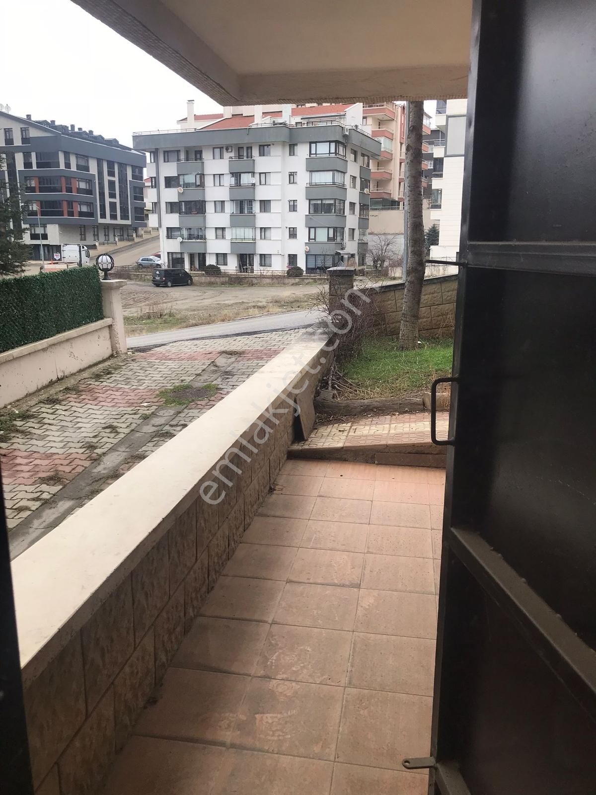 Çankaya Yıldız Kule Arkası Vadi Cepheli Keyifli Bahçe Katı 4+1 - Görsel 5