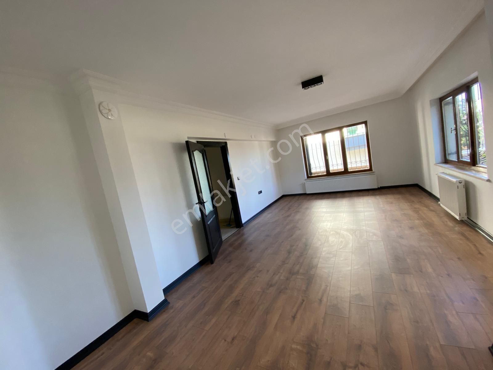 Çankaya Yıldız Kule Arkası Vadi Cepheli Keyifli Bahçe Katı 4+1 - Görsel 22