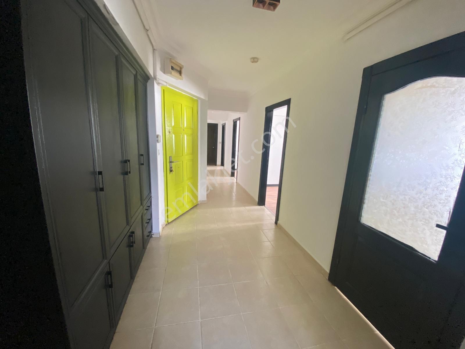 Çankaya Yıldız Kule Arkası Vadi Cepheli Keyifli Bahçe Katı 4+1 - Görsel 23