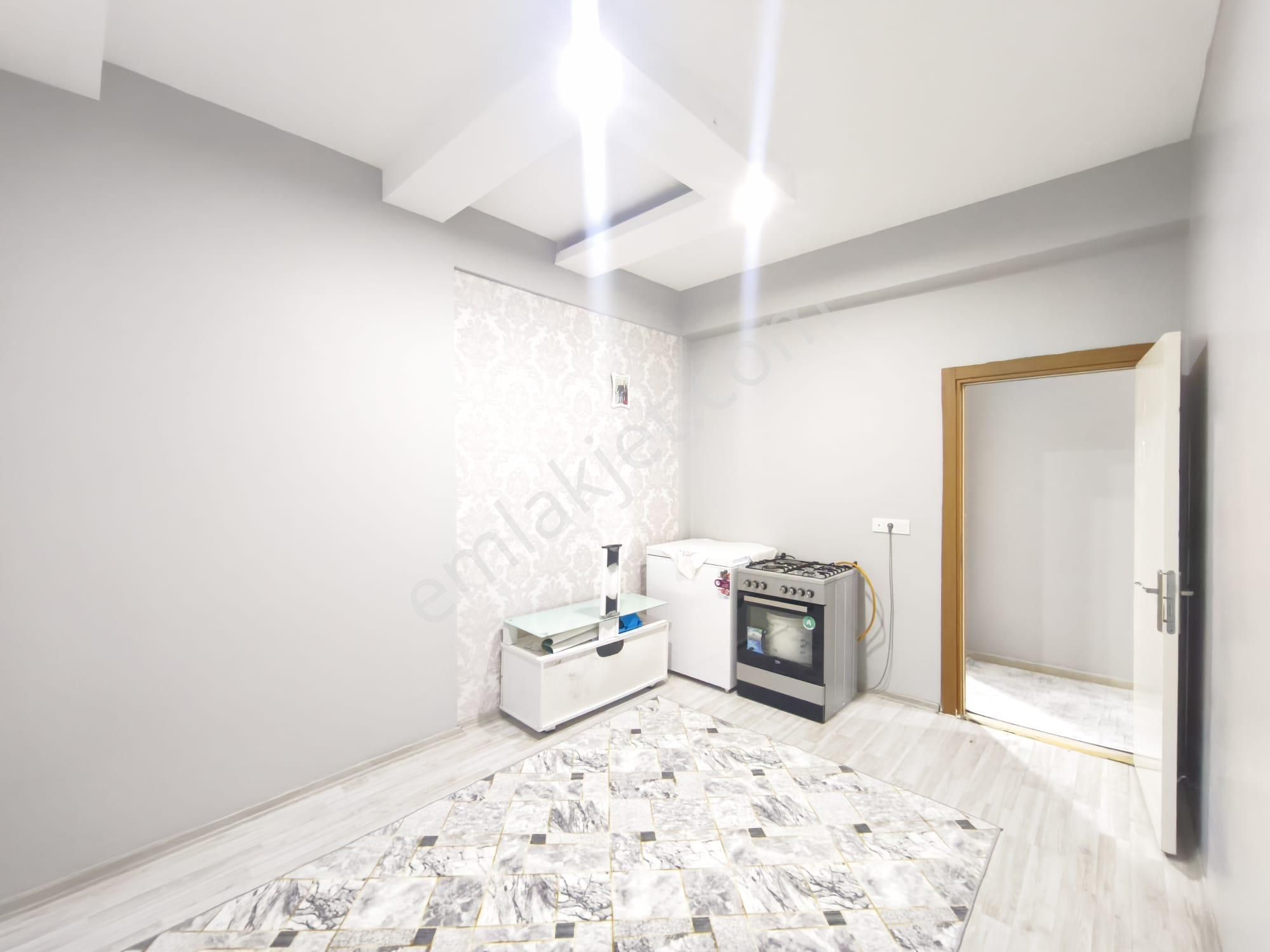 Makro Life Gayrimenkul'den Acil Satılık Ahmet Kaya Caddesinde 2+1 Yüksek Giriş Daire - Görsel 16