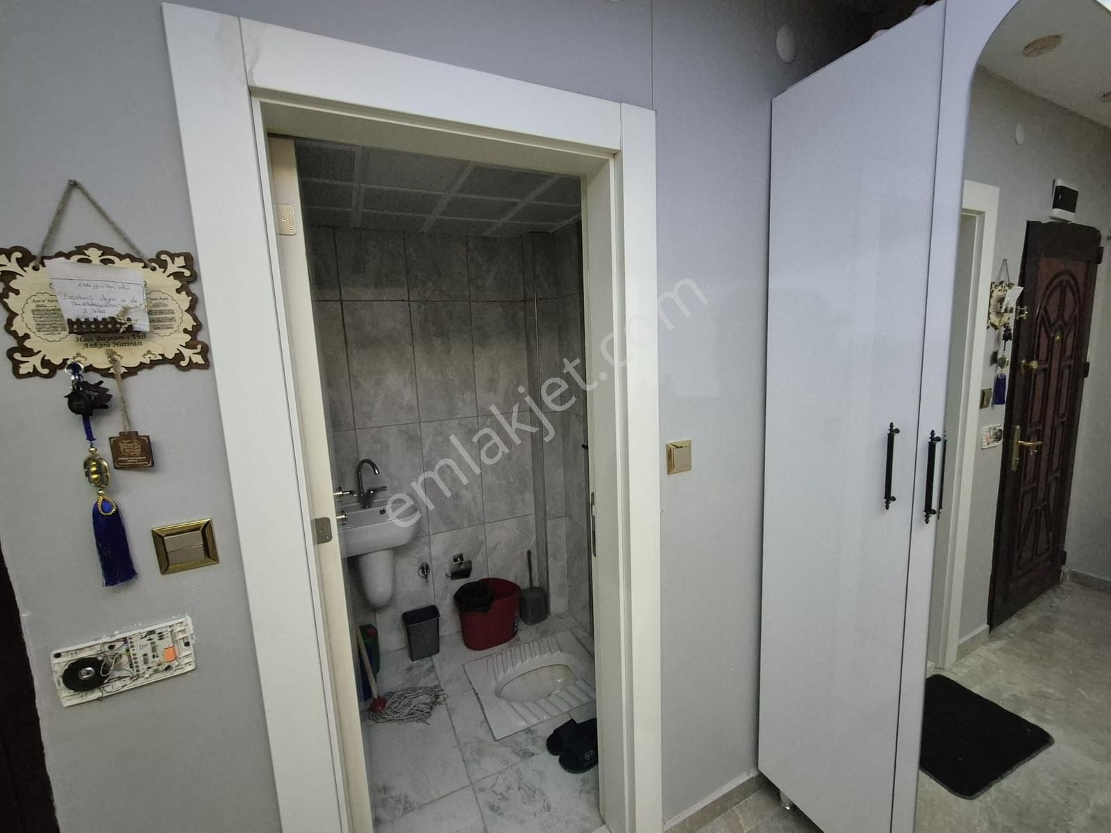 Serhat Mahallesinde Site İçerisinde Yapılı Kiralık 3+1 - Görsel 33