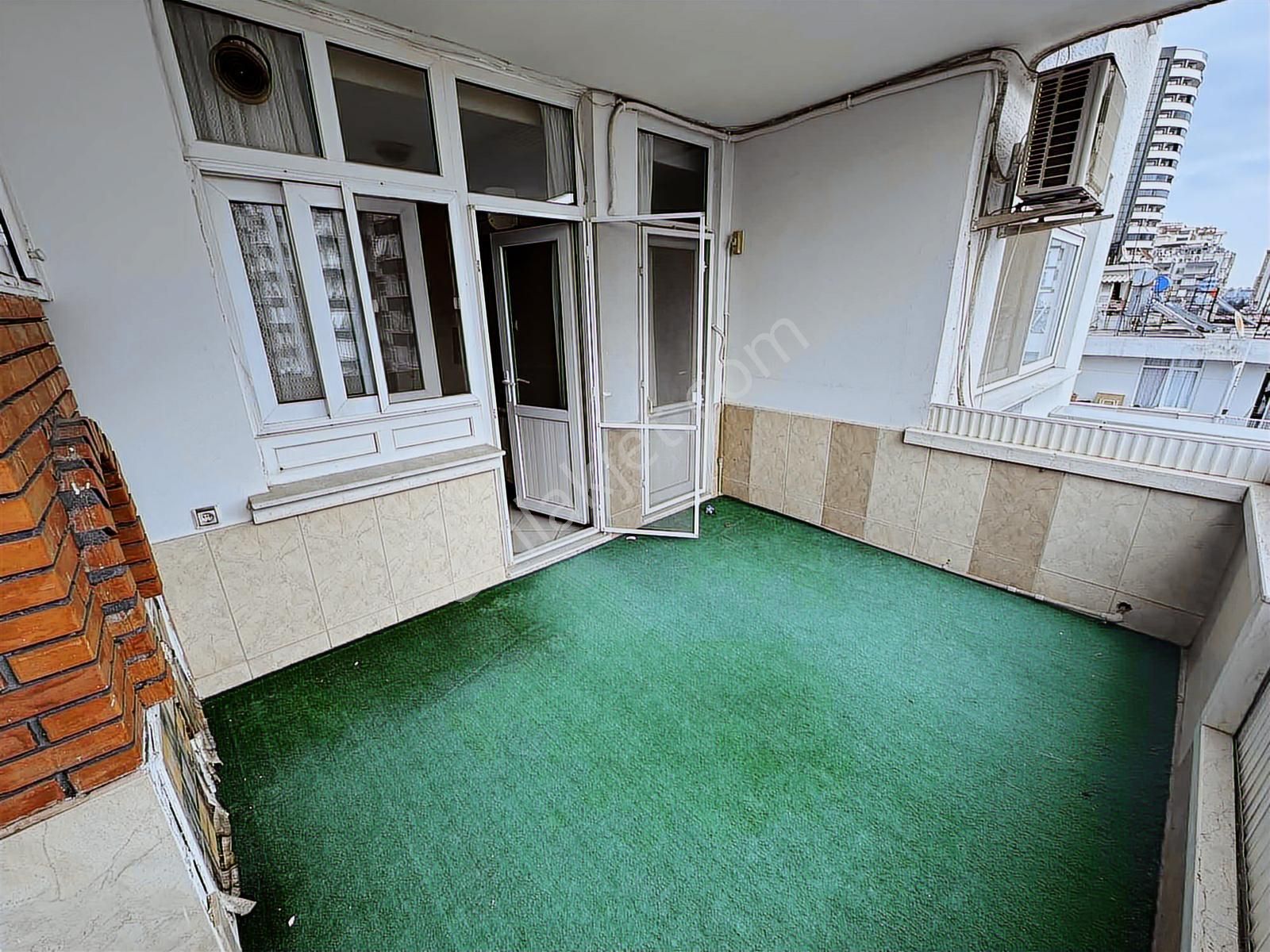 Barajyolu 2. Parsel Site İçi 3+1 Kapalı Mutfak 140m² Güney Cephe - Görsel 13