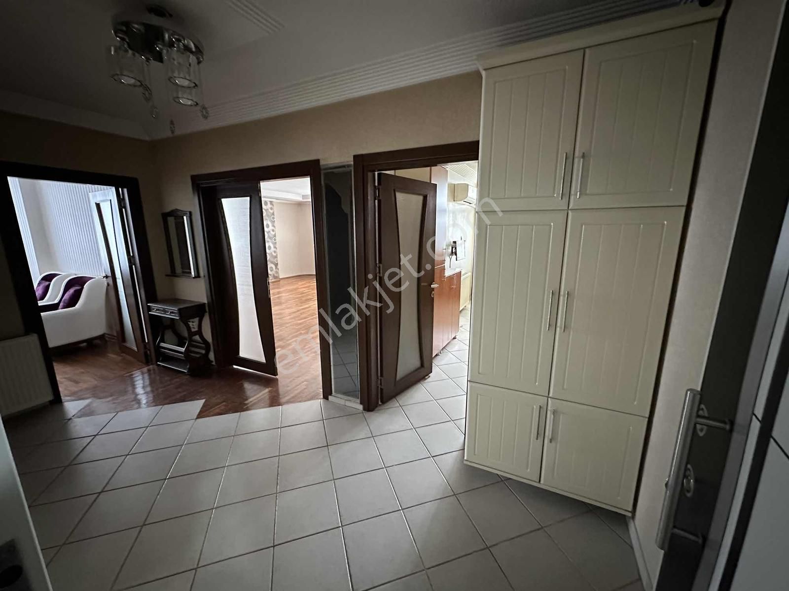 Barajyolu 2. Parsel Site İçi 3+1 Kapalı Mutfak 140m² Güney Cephe - Görsel 17