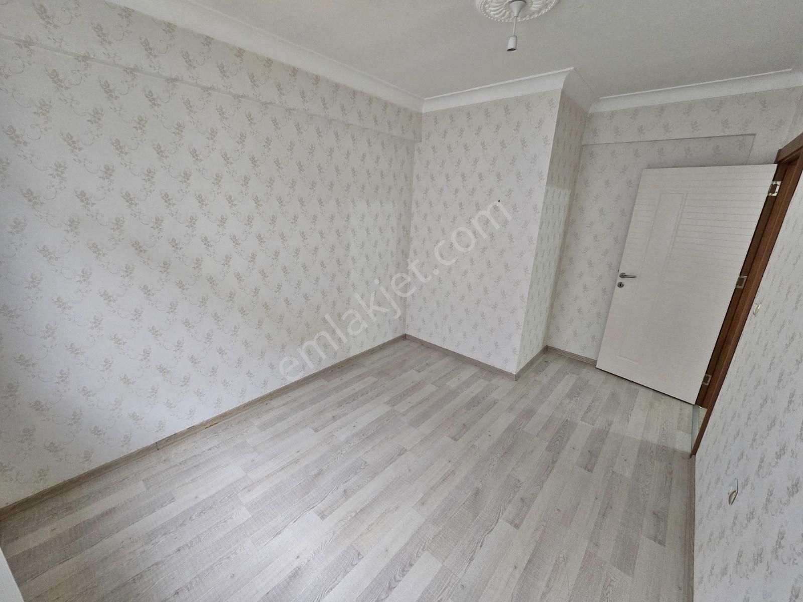 Topçu'da Yeni Binada Asansörlü 3+1 Krediye Uygun Ön Cephe Ev - Görsel 10