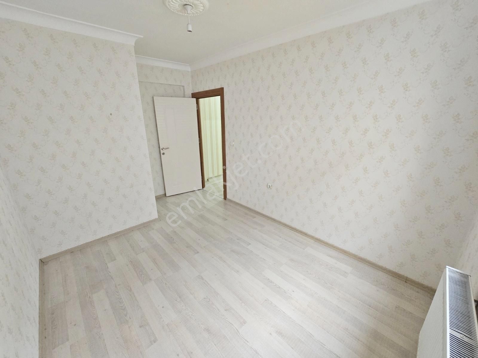 Topçu'da Yeni Binada Asansörlü 3+1 Krediye Uygun Ön Cephe Ev - Görsel 35