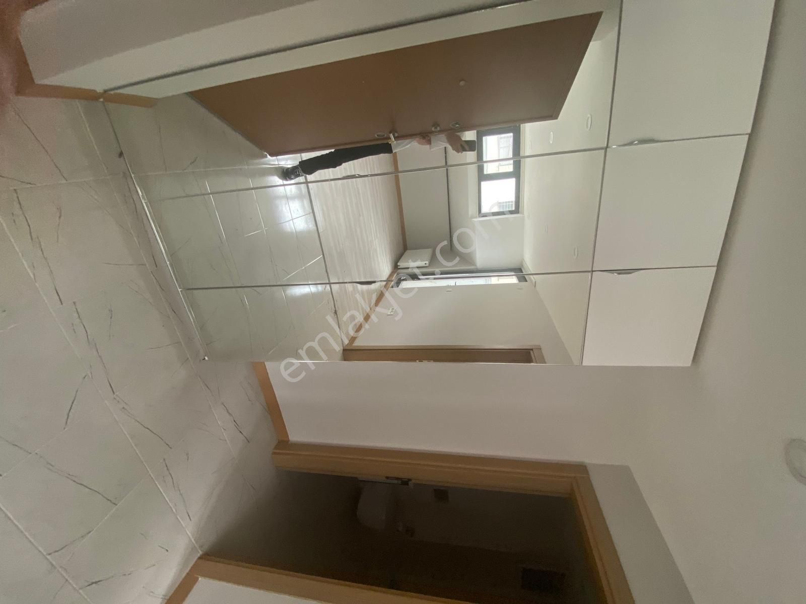 Evinibul'dan Caddeye 1.paralelde 60m2 1+1 Çatı Katı/teraslı - Görsel 11