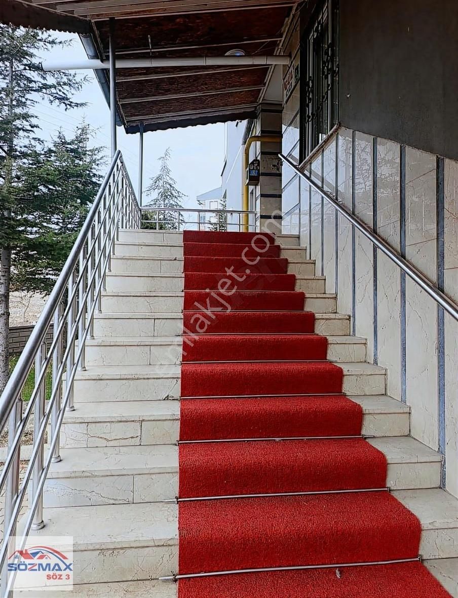 Yenidoğan Mahallesinde Çift Banyo Satılık Ara Kat Daire - Görsel 13