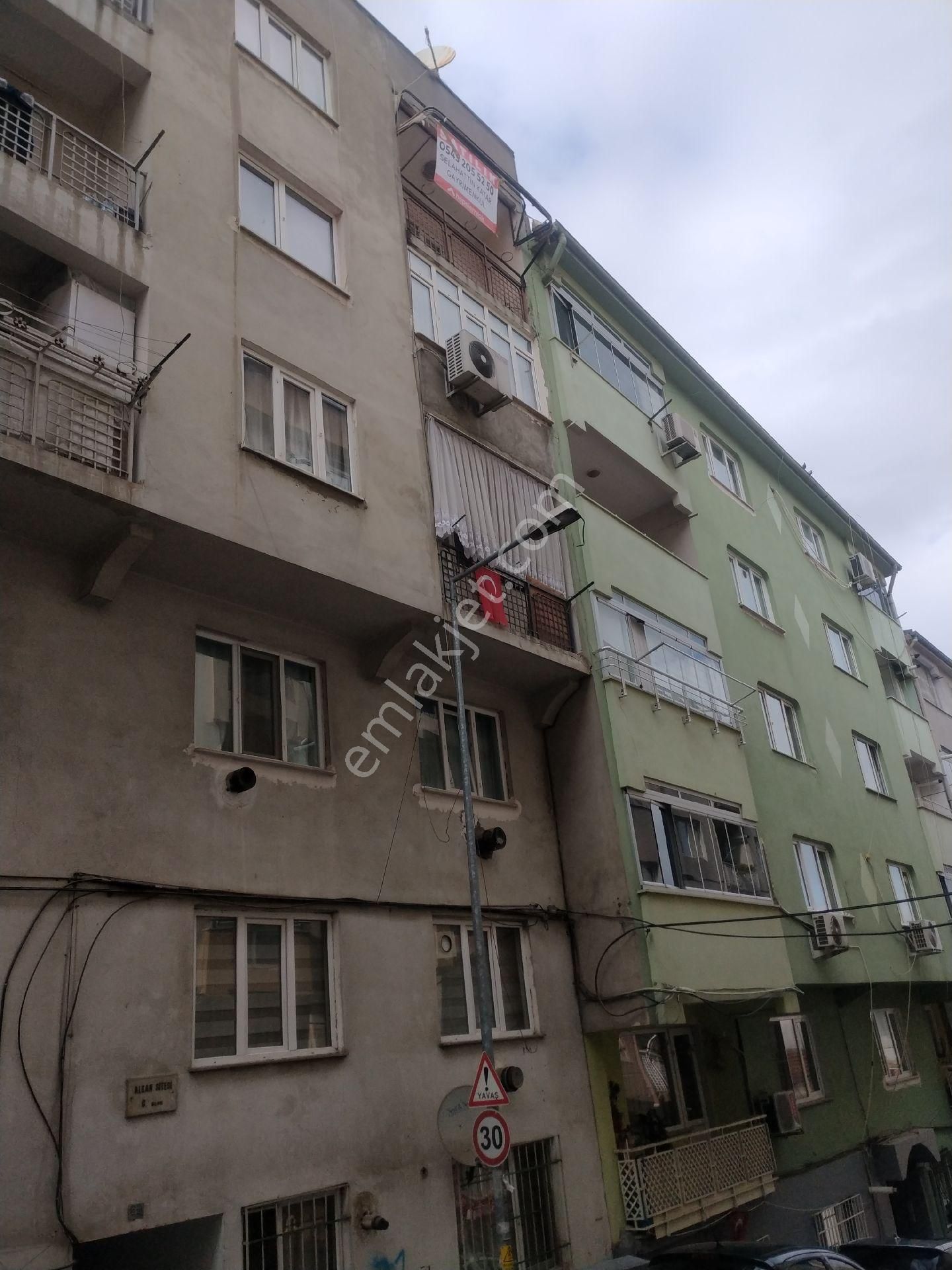 Emirsultan Zeyniler Cami Altı 2+1.85m.5.kat.kombili.daire - Görsel 19