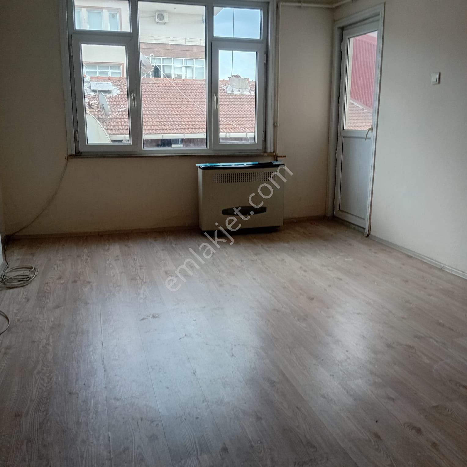 Loft'tan Fevzicakmak Mh Kıralık 2+1 85m2 3.kat Balkonlu Daire!!!