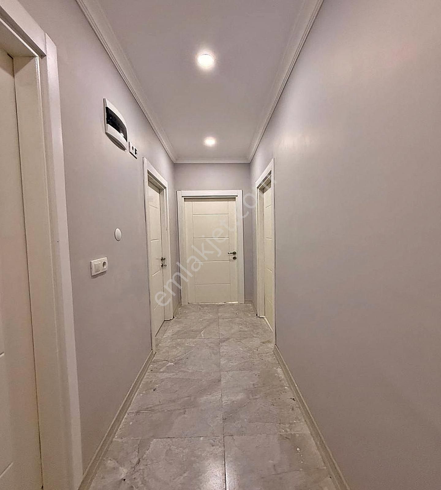 West Marina'ya Komşu Villa Tadında, Bahçe Kullanımlı 3+2 Dubleks - Görsel 13