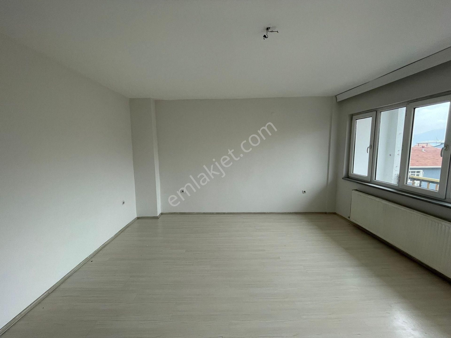 Bursa Kılıç Tan 152 Evler Cadde Üstü 3.kat 120m2 Kiralık 2+1 Daire - Görsel 12