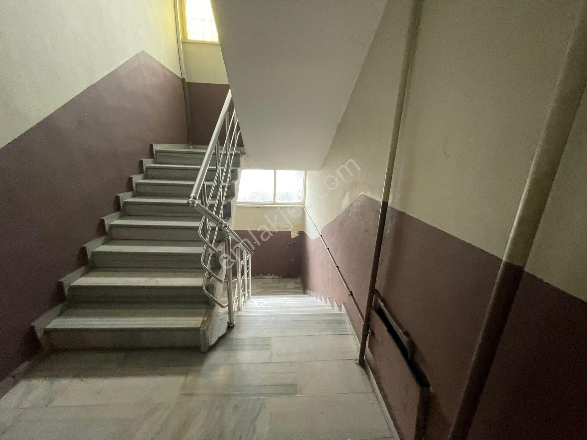 Bursa Kılıç Tan 152 Evler Cadde Üstü 3.kat 120m2 Kiralık 2+1 Daire - Görsel 3