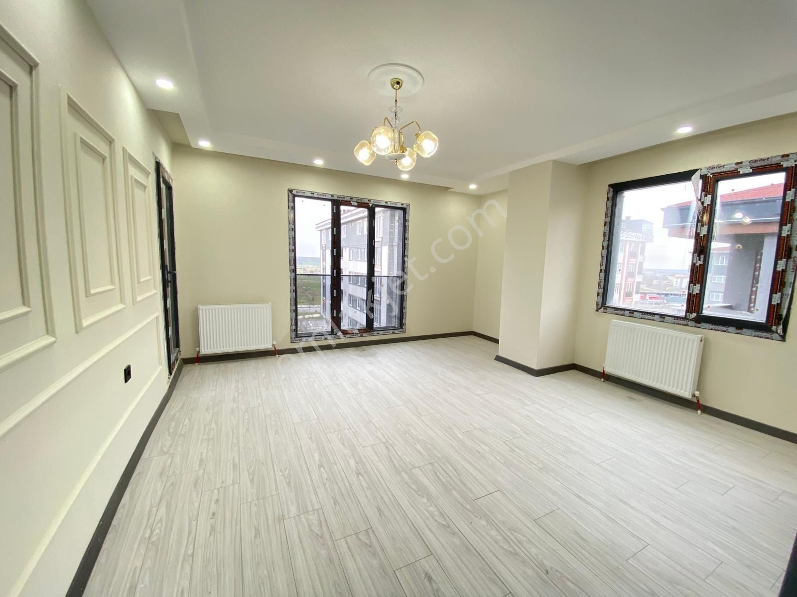 Tepe Mevkiinde Manzaralı 2+1 Lüks Daire Geniş Ve Ferah Yaşam - Görsel 15