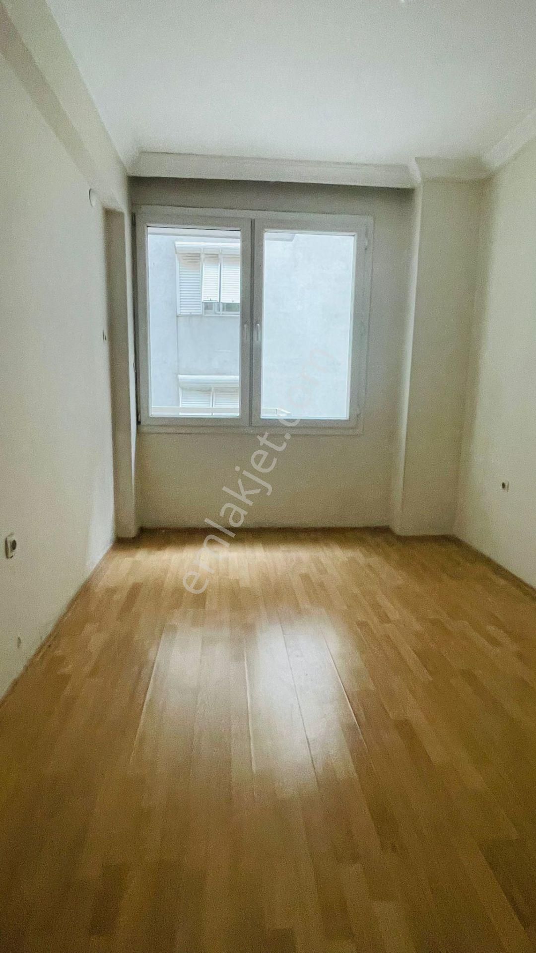 Saim Çıkrıkçı Caddesi Üzerinde Bakımlı 2+1 Kiralık Daire - Görsel 21