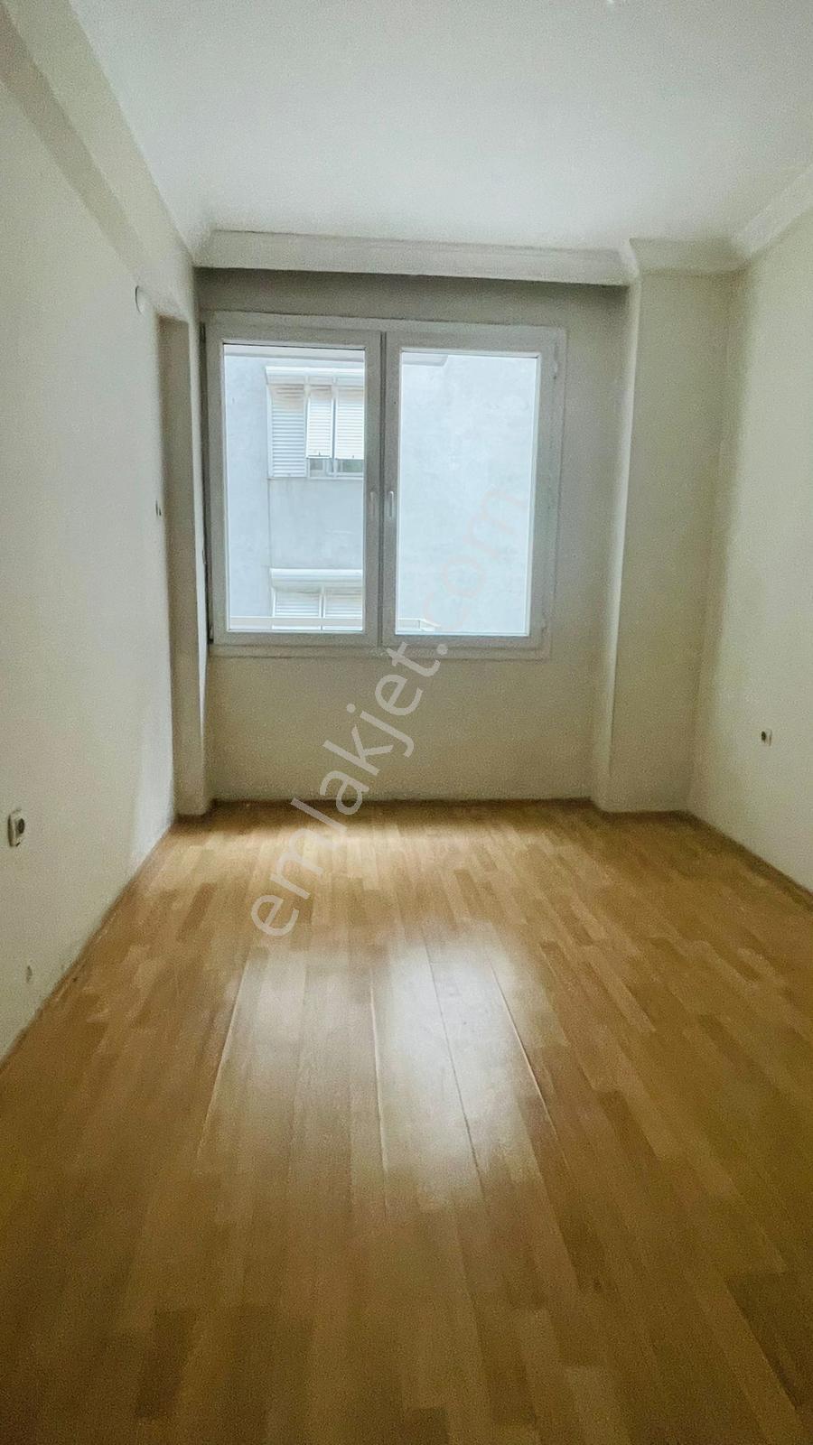Saim Çıkrıkçı Caddesi Üzerinde Bakımlı 2+1 Kiralık Daire - Görsel 26