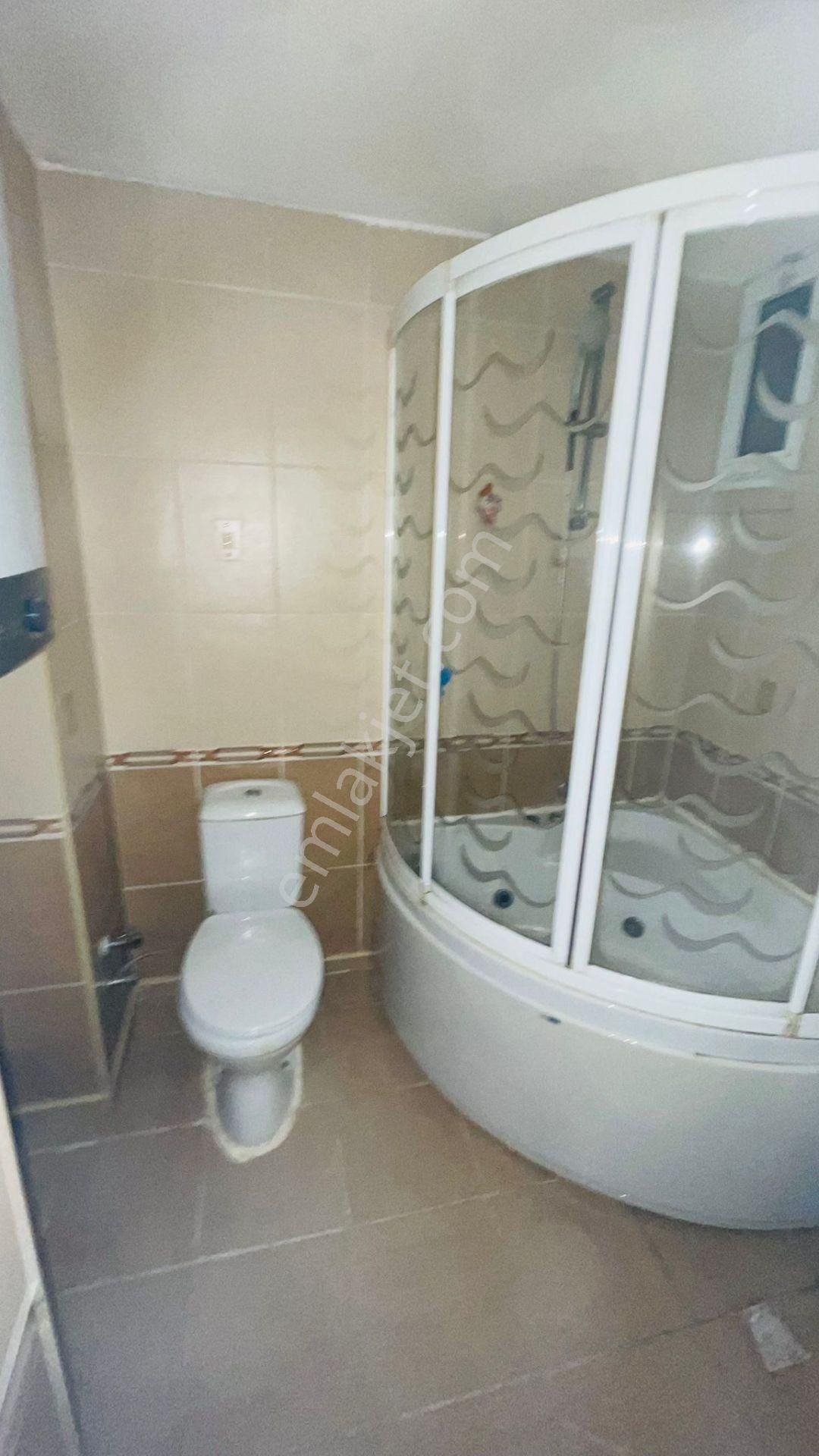 Saim Çıkrıkçı Caddesi Üzerinde Bakımlı 2+1 Kiralık Daire - Görsel 24