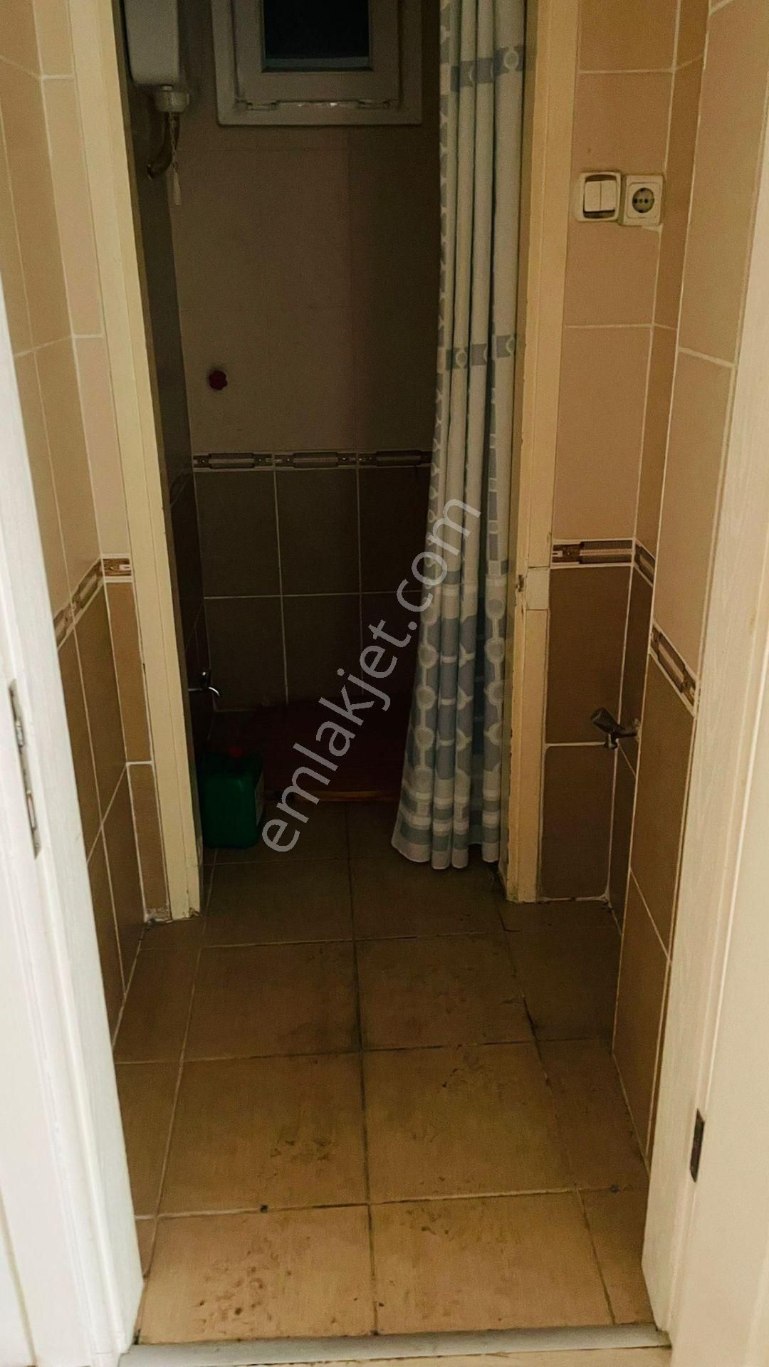 Saim Çıkrıkçı Caddesi Üzerinde Bakımlı 2+1 Kiralık Daire - Görsel 22