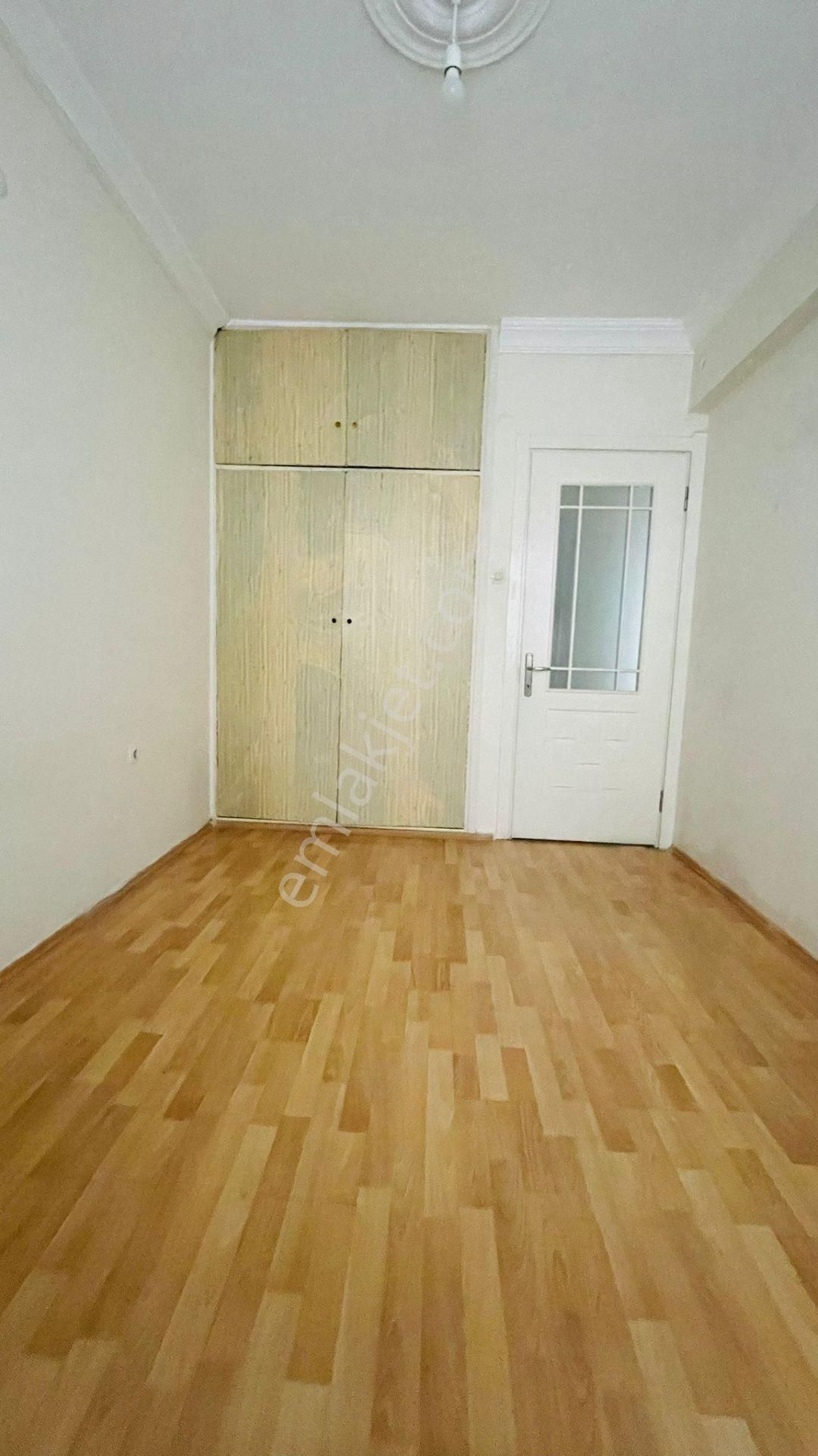 Saim Çıkrıkçı Caddesi Üzerinde Bakımlı 2+1 Kiralık Daire - Görsel 20