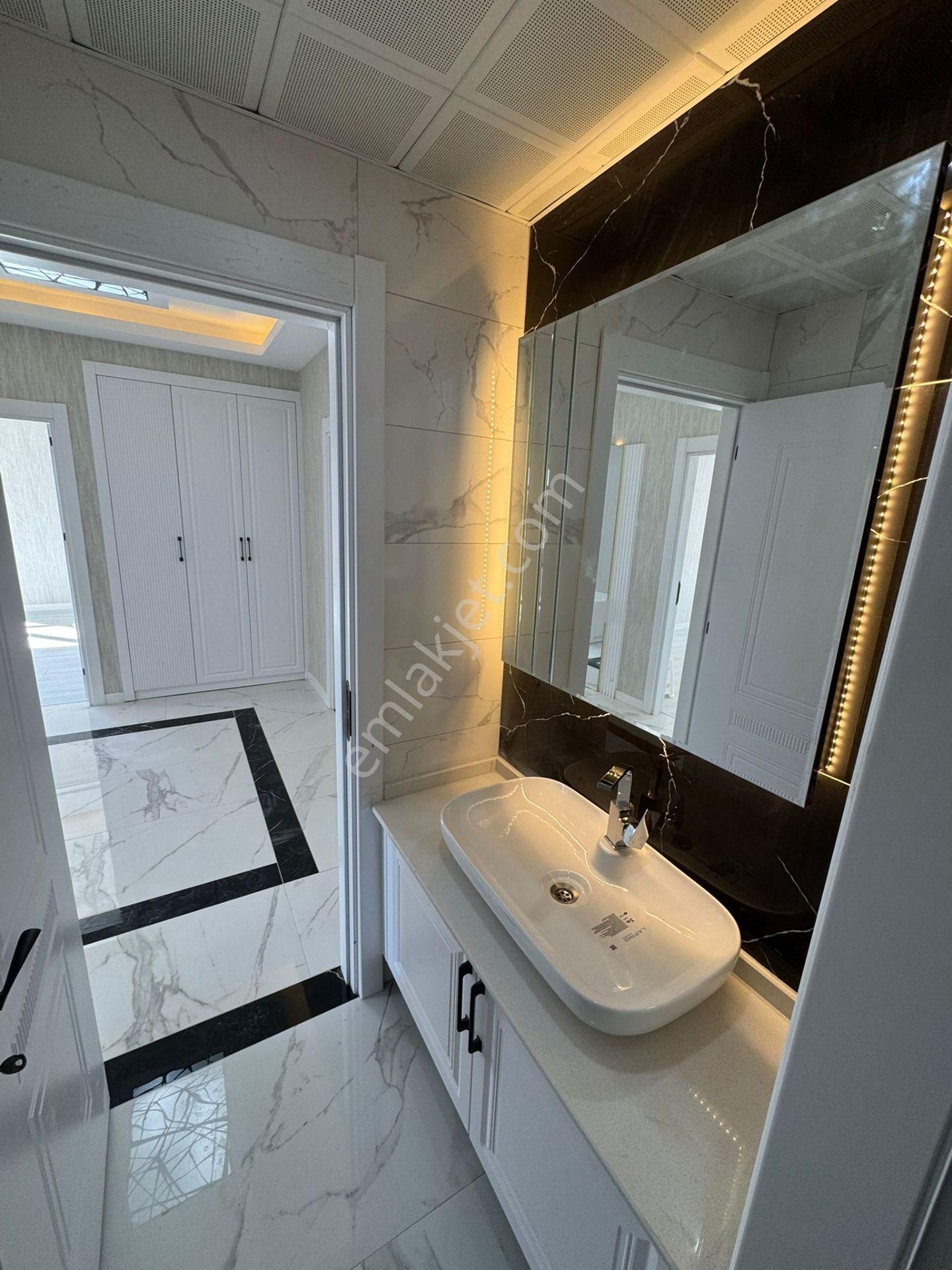 Emrah Çiftci'den Selçuklu Sancak Mahallesi Veysel Karani Caddesi Yanı Satılık 3+1 Lüks Daireler - Görsel 20