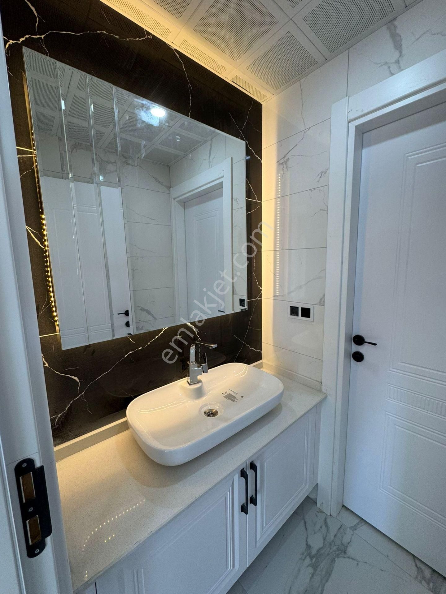 Emrah Çiftci'den Selçuklu Sancak Mahallesi Veysel Karani Caddesi Yanı Satılık 3+1 Lüks Daireler - Görsel 27